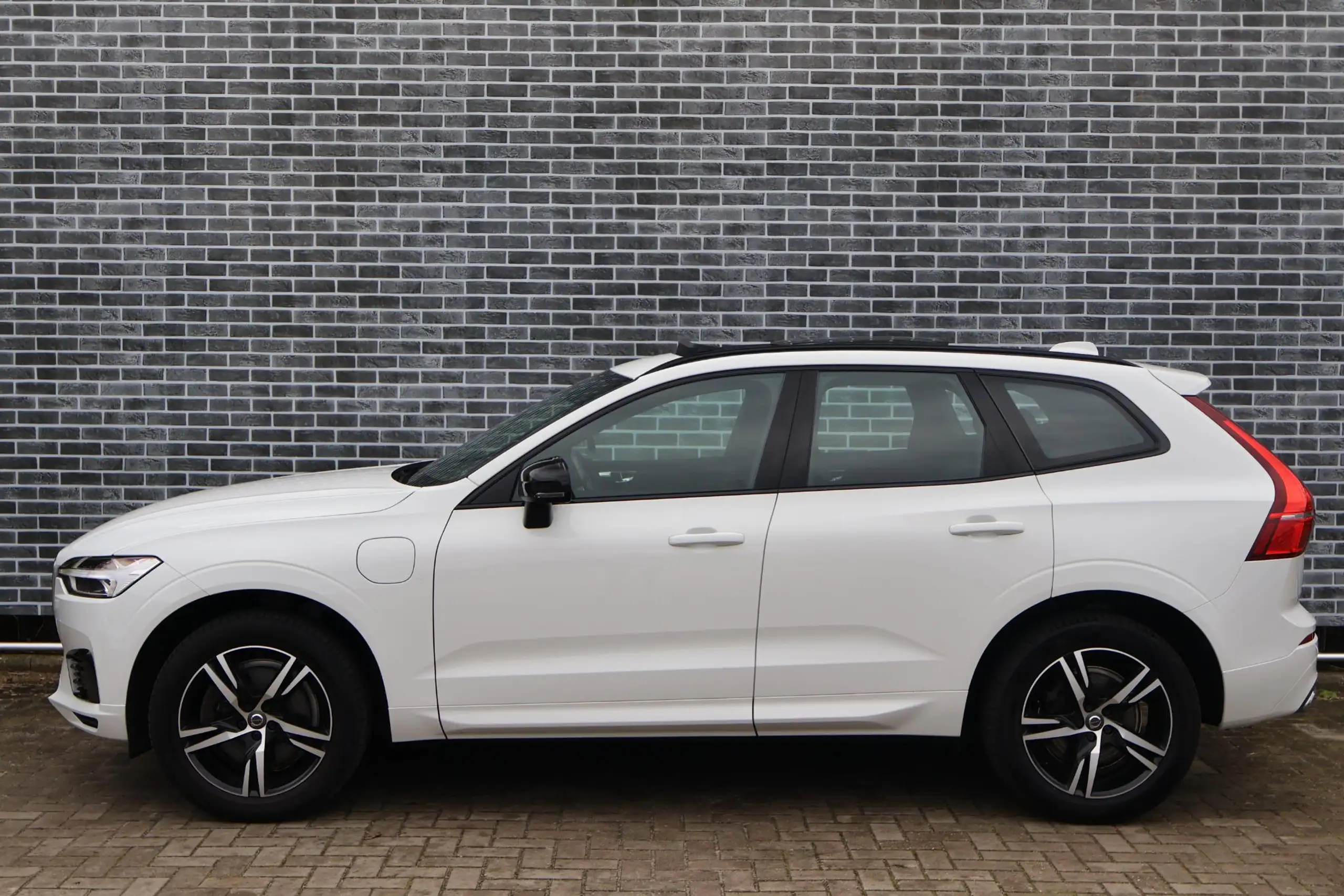 Volvo - XC60