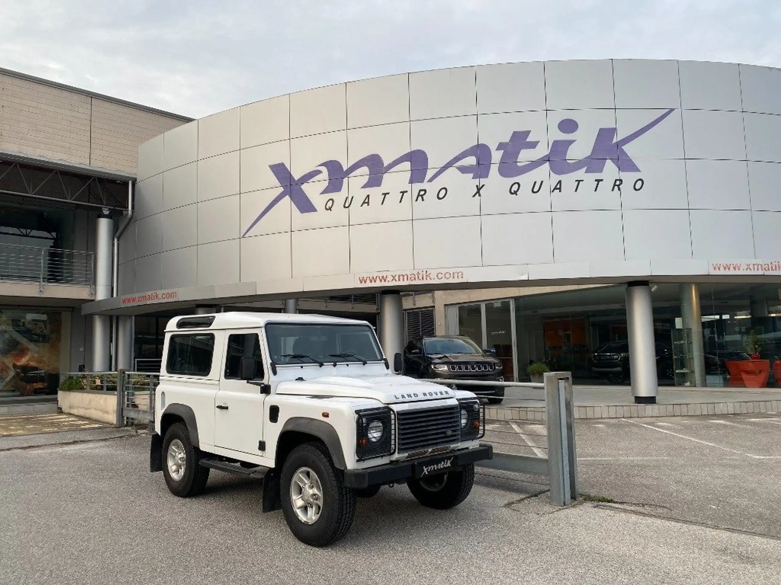 Land Rover Defender 2014