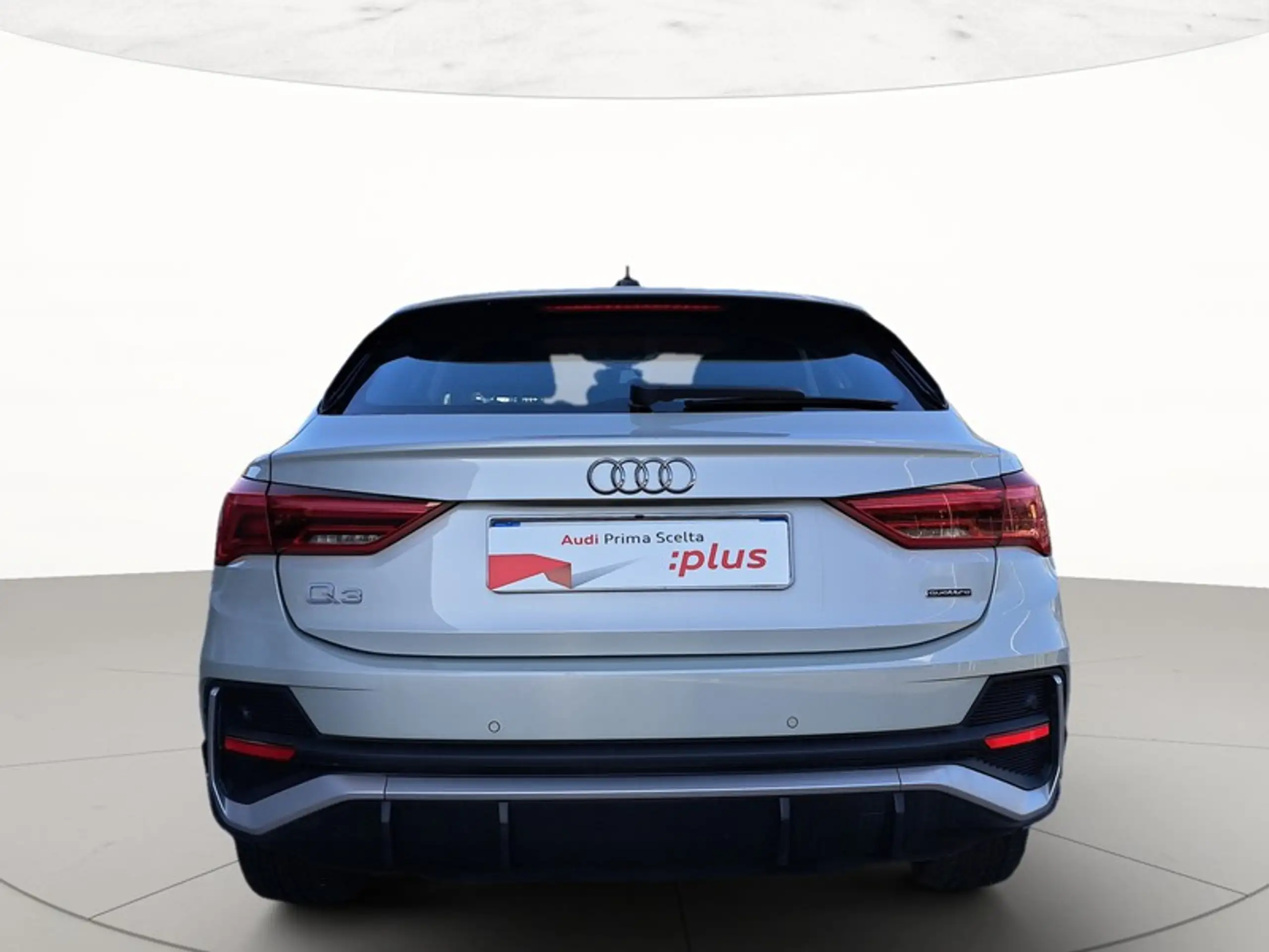 Audi - Q3