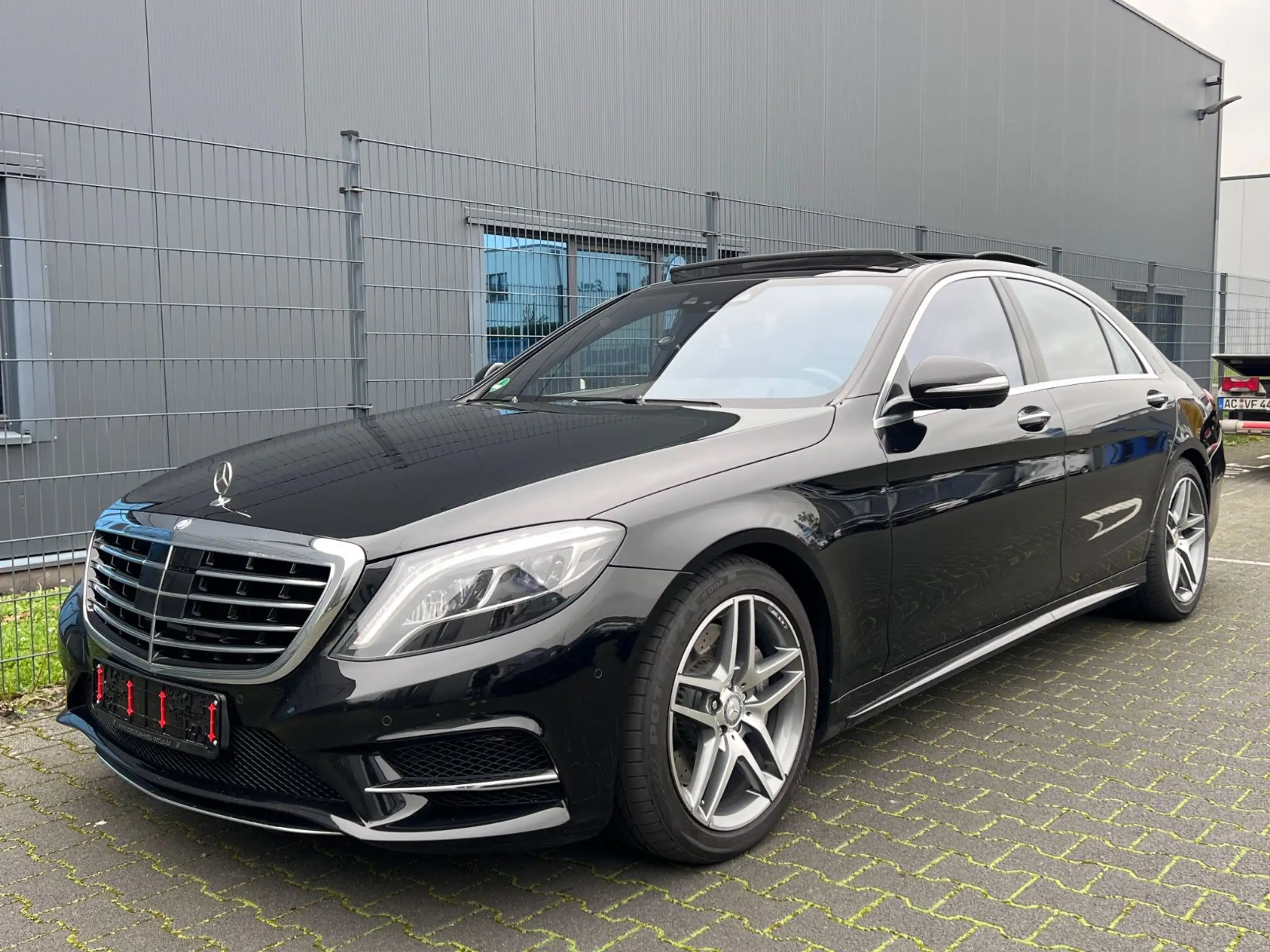 Mercedes-Benz - S 350