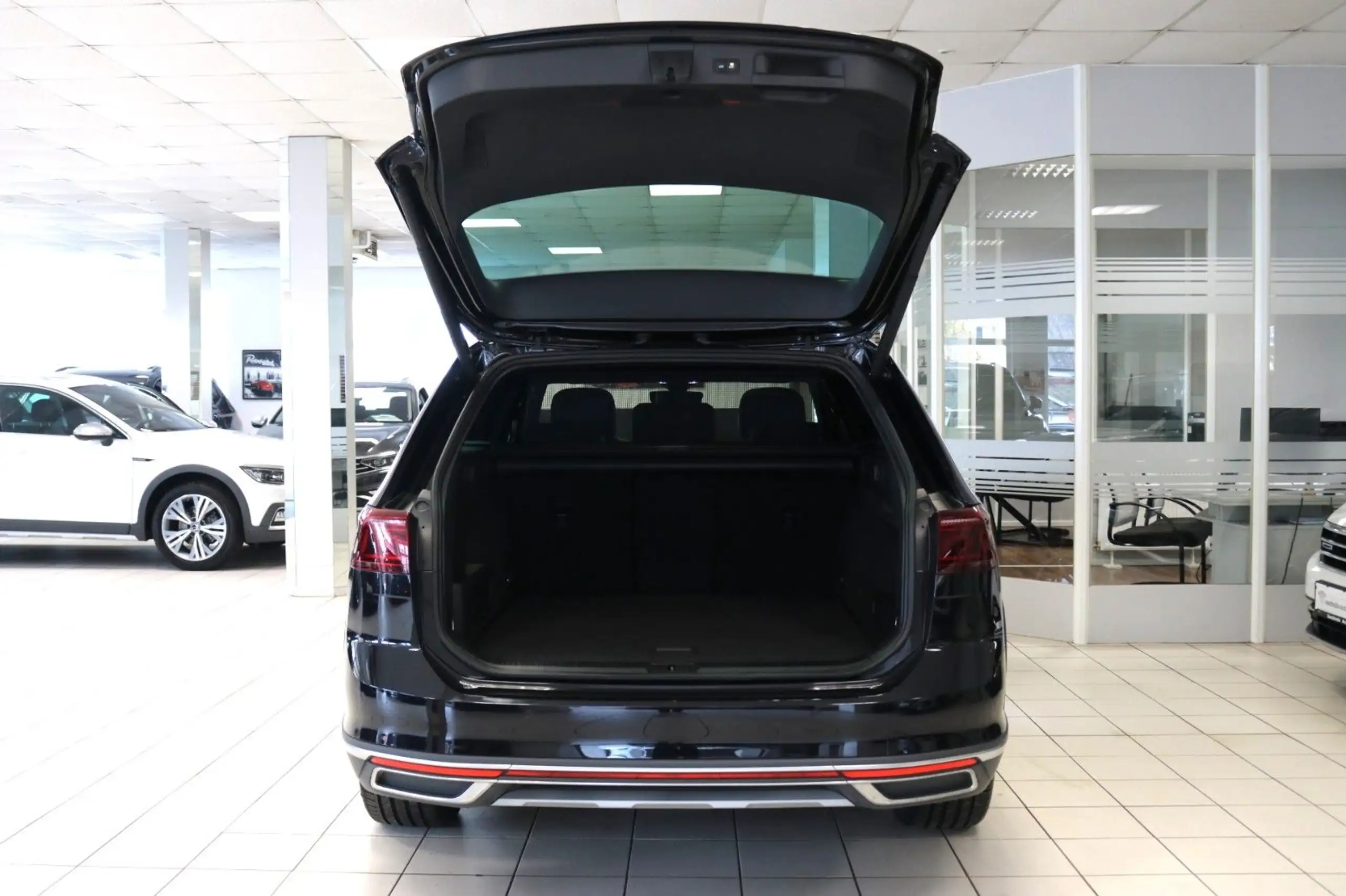 Volkswagen - Passat Alltrack