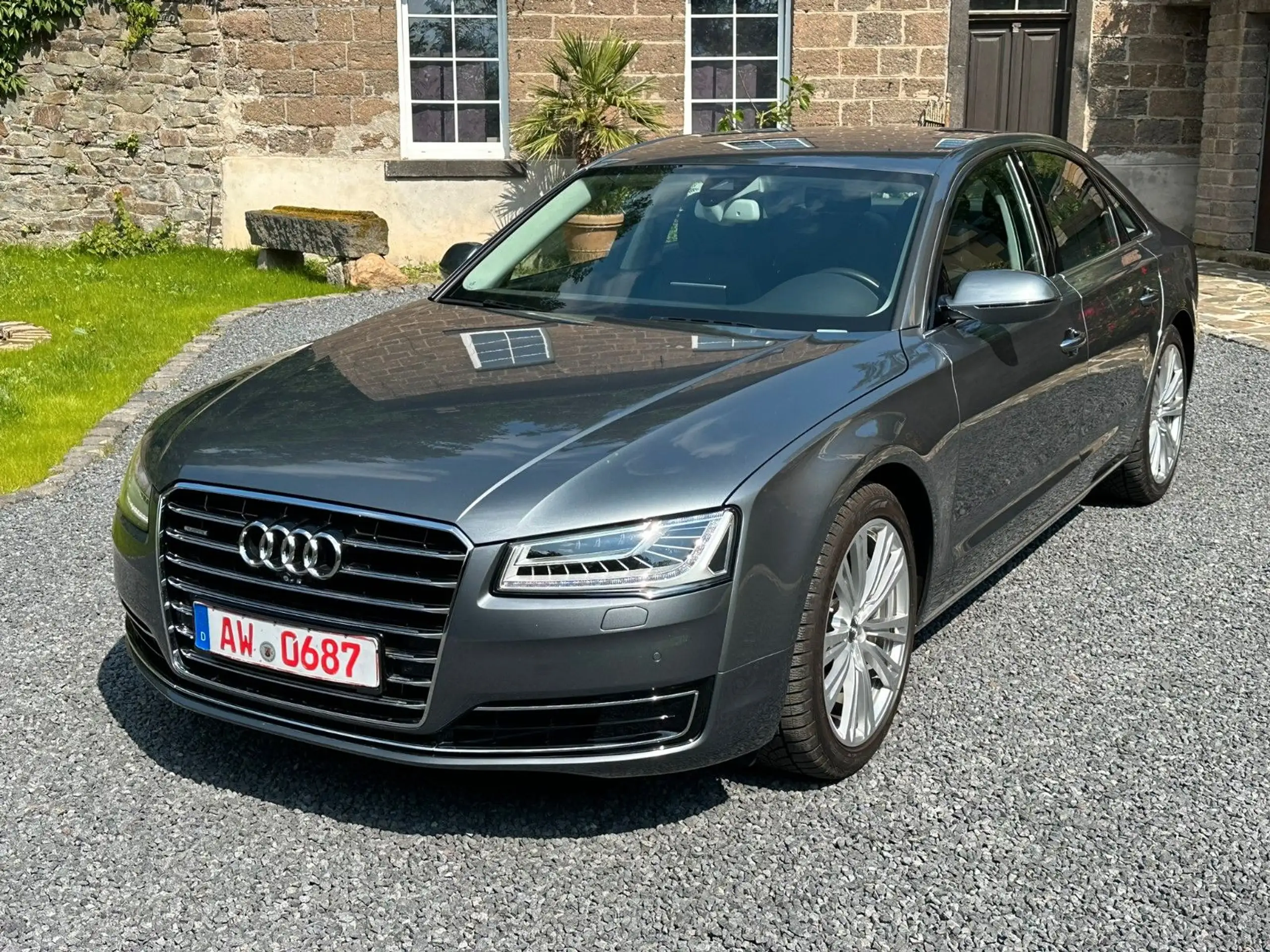 Audi - A8