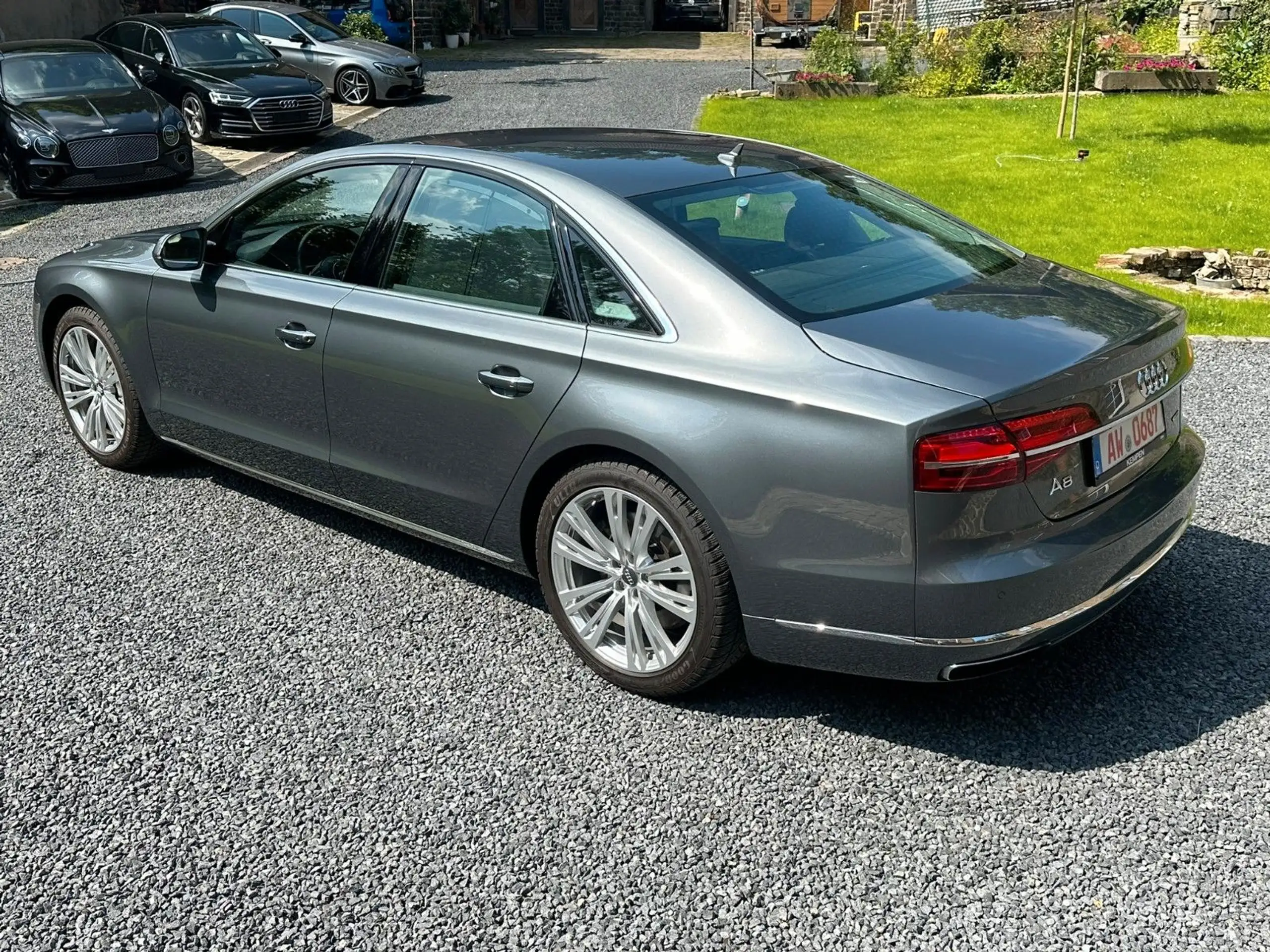 Audi - A8