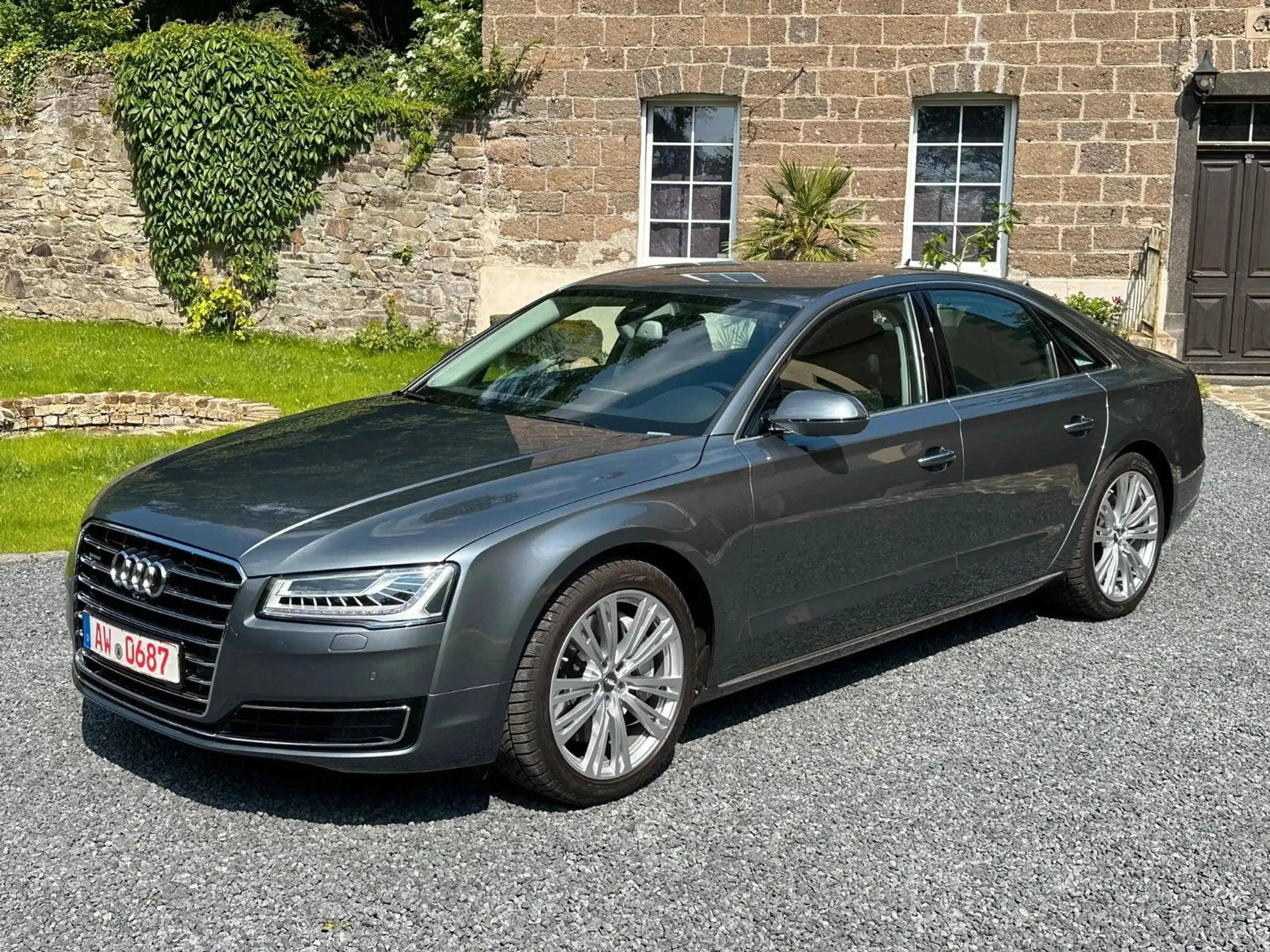 Audi - A8