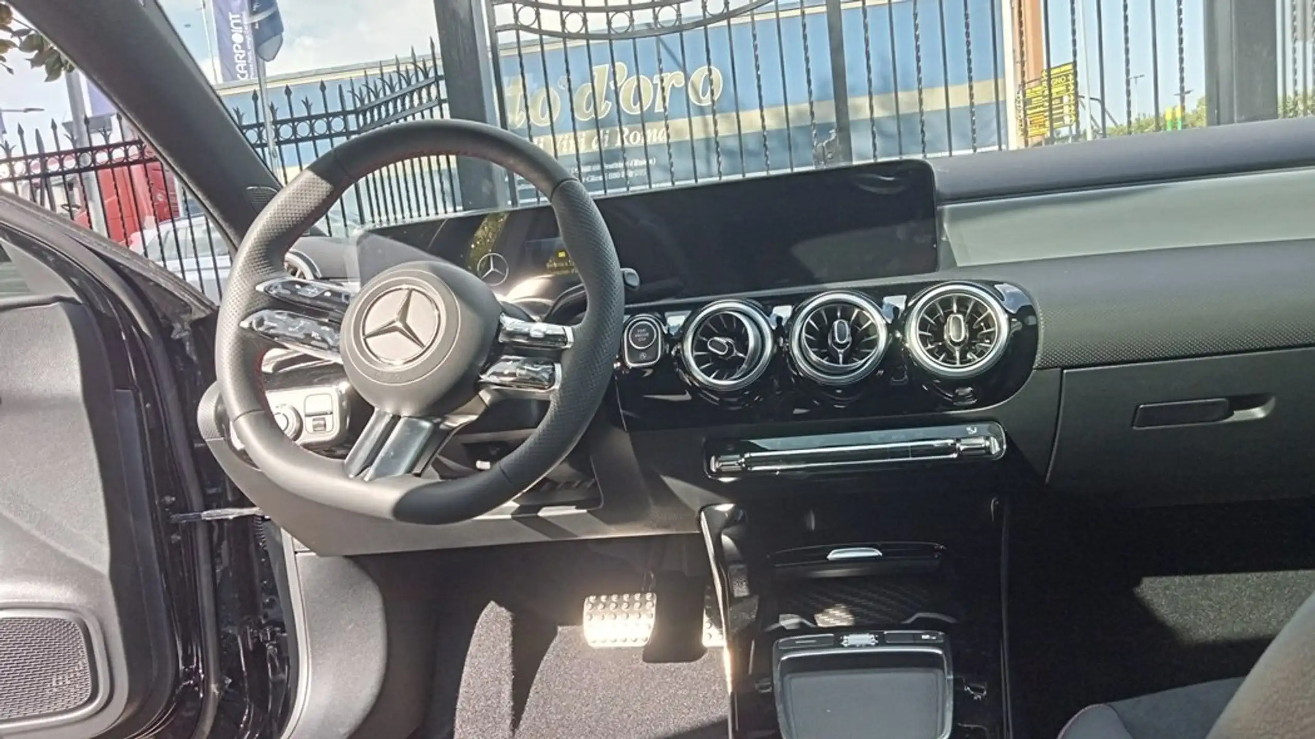 Mercedes-Benz - A 180