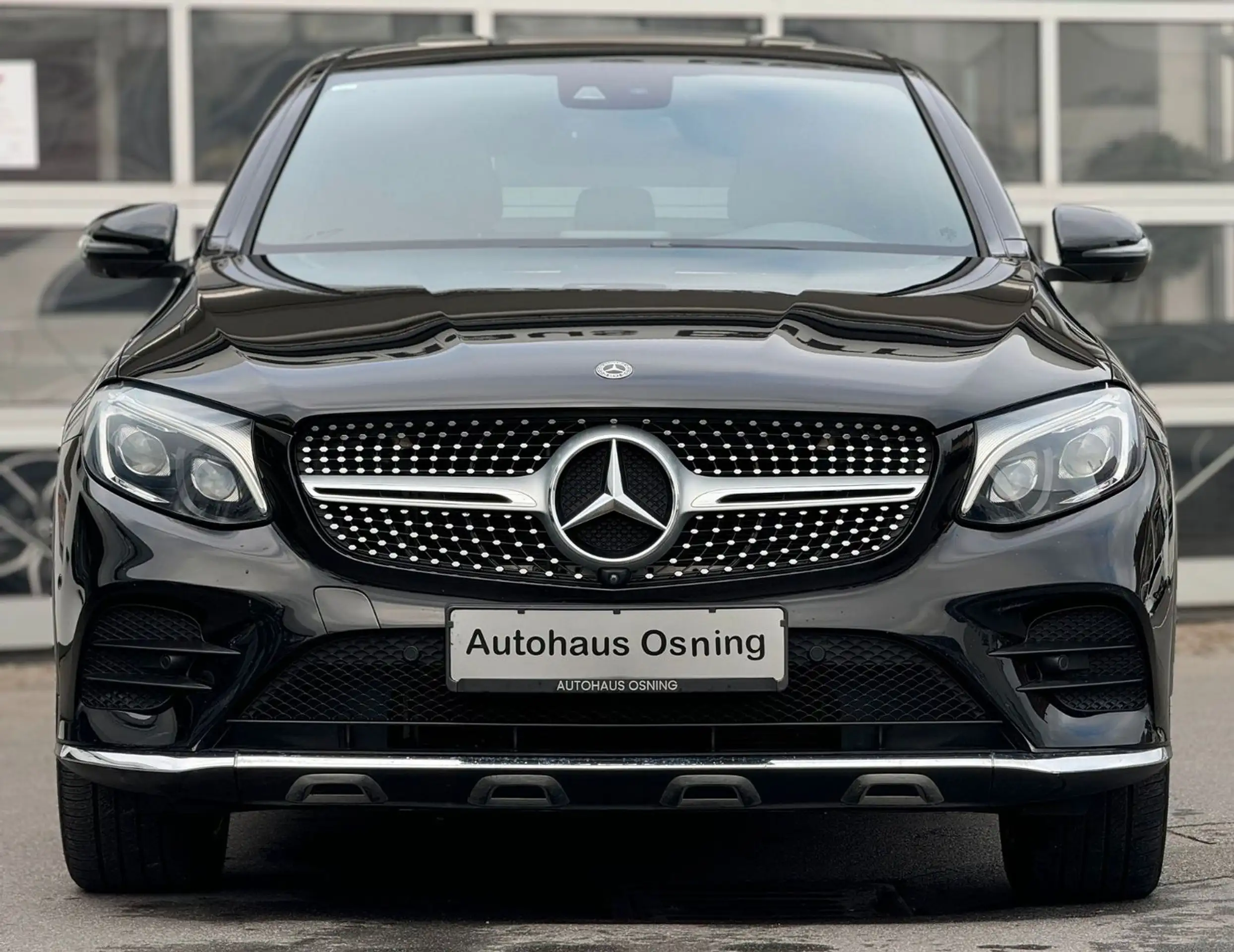 Mercedes-Benz - GLC 220