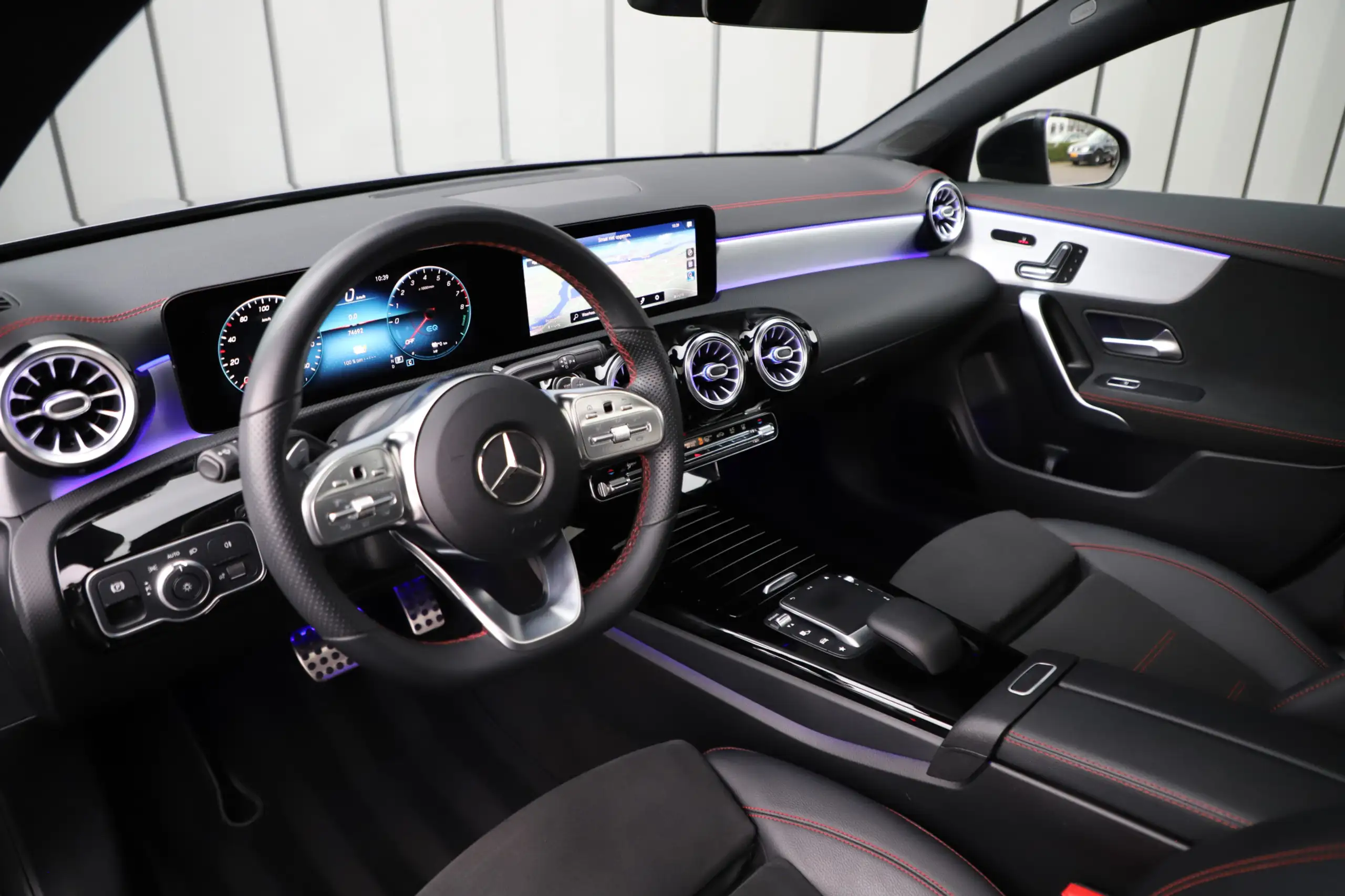 Mercedes-Benz - CLA 250