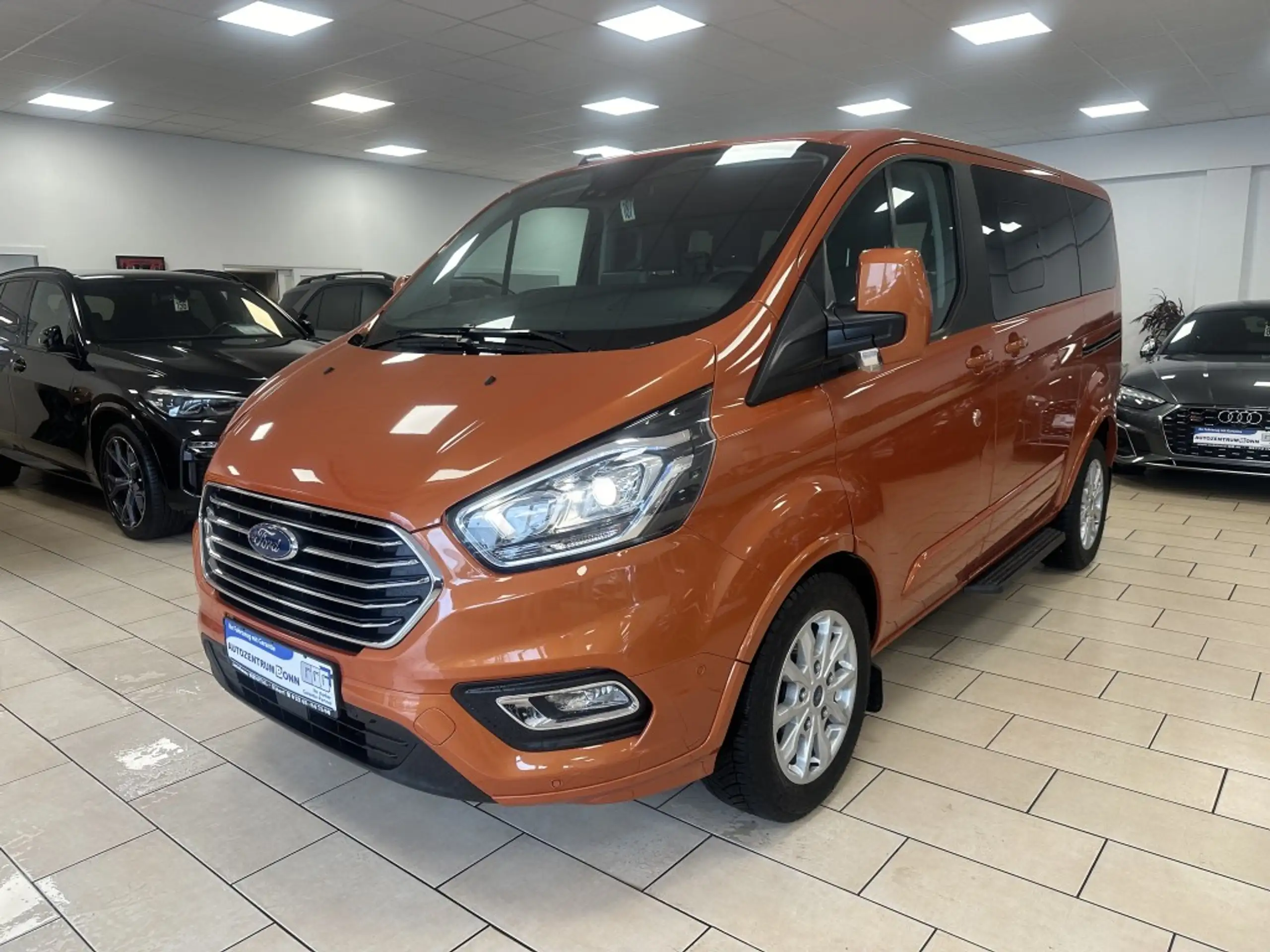 Ford - Tourneo Custom