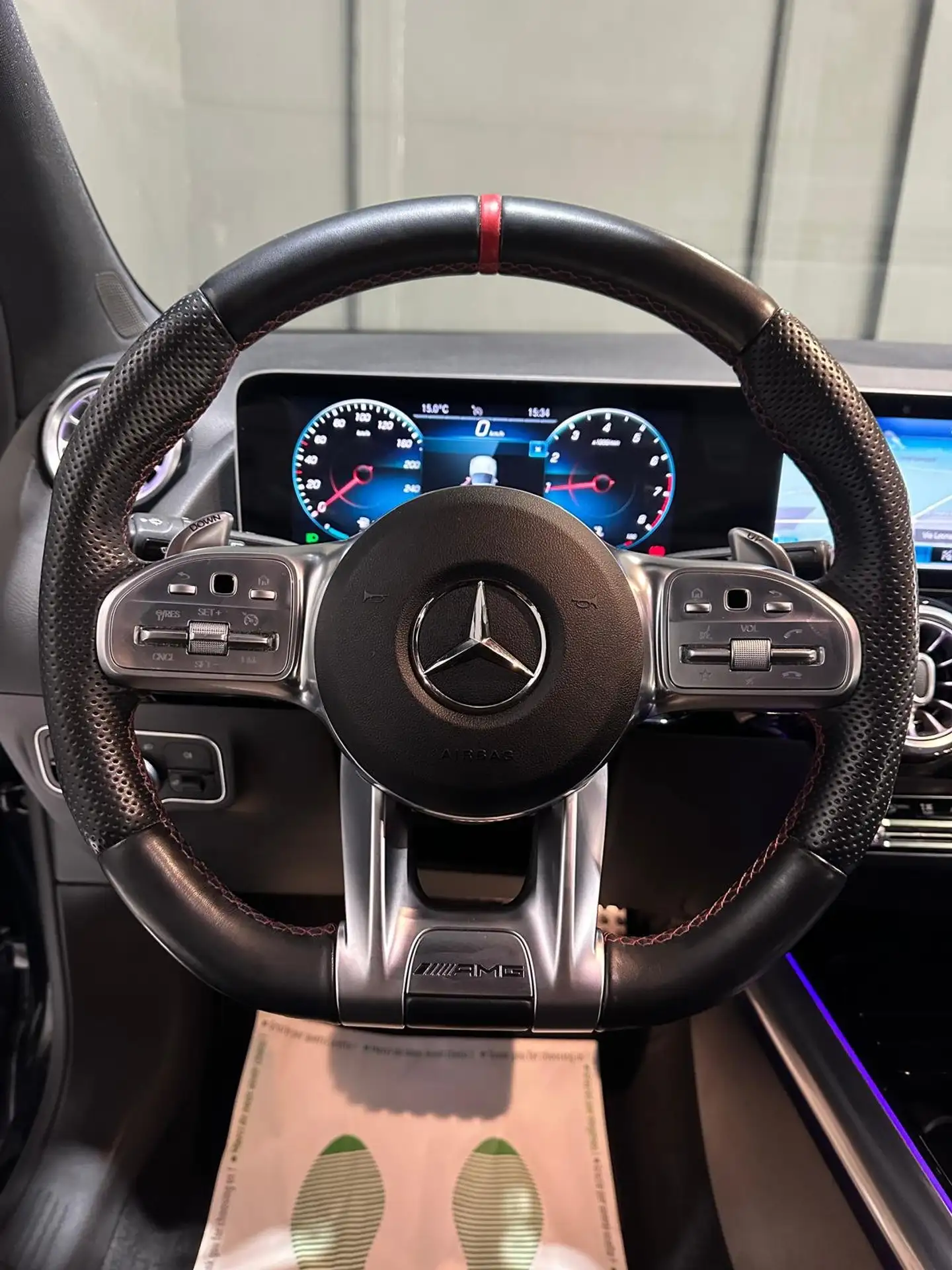 Mercedes-Benz - GLA 35 AMG