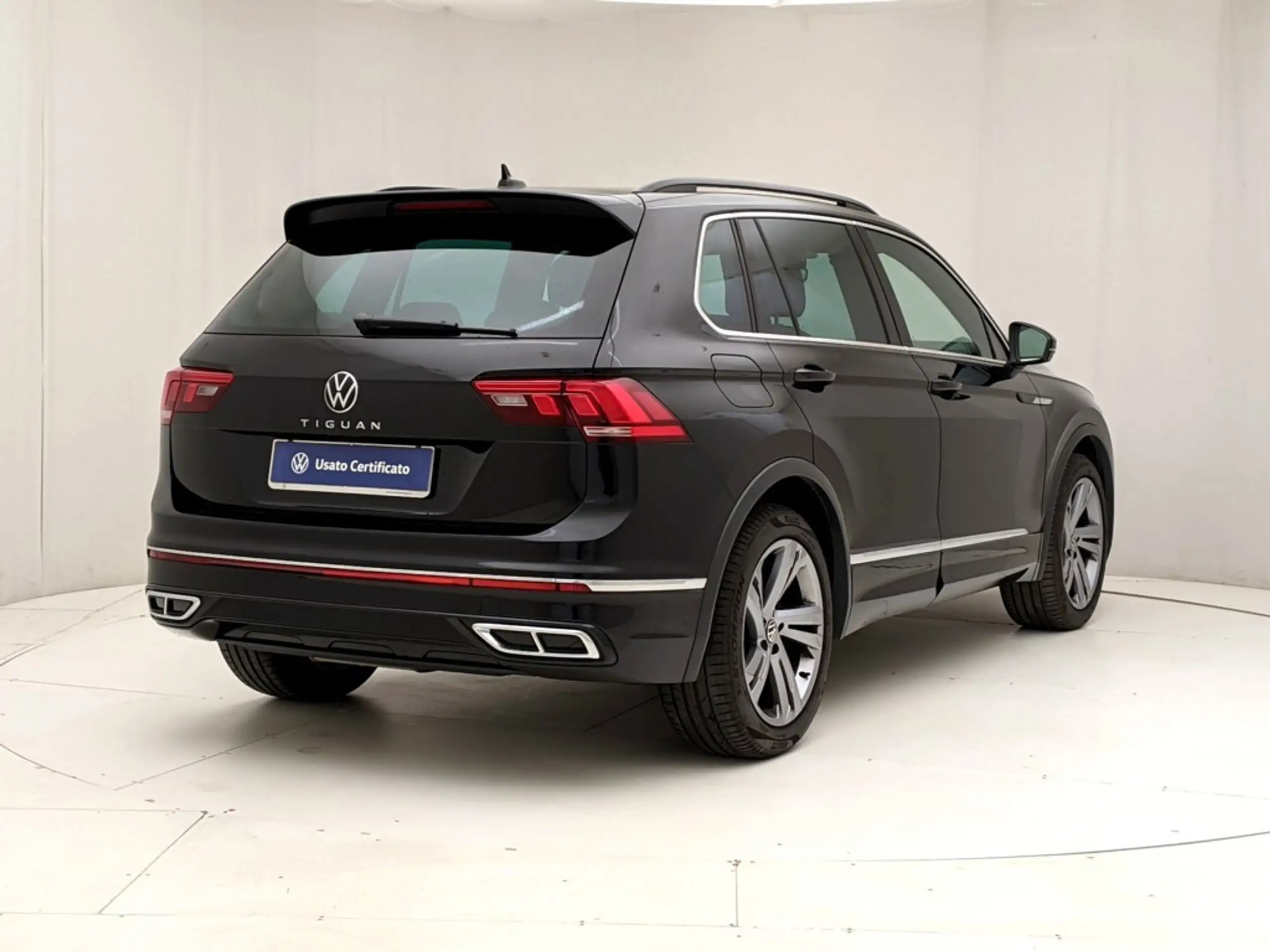 Volkswagen - Tiguan