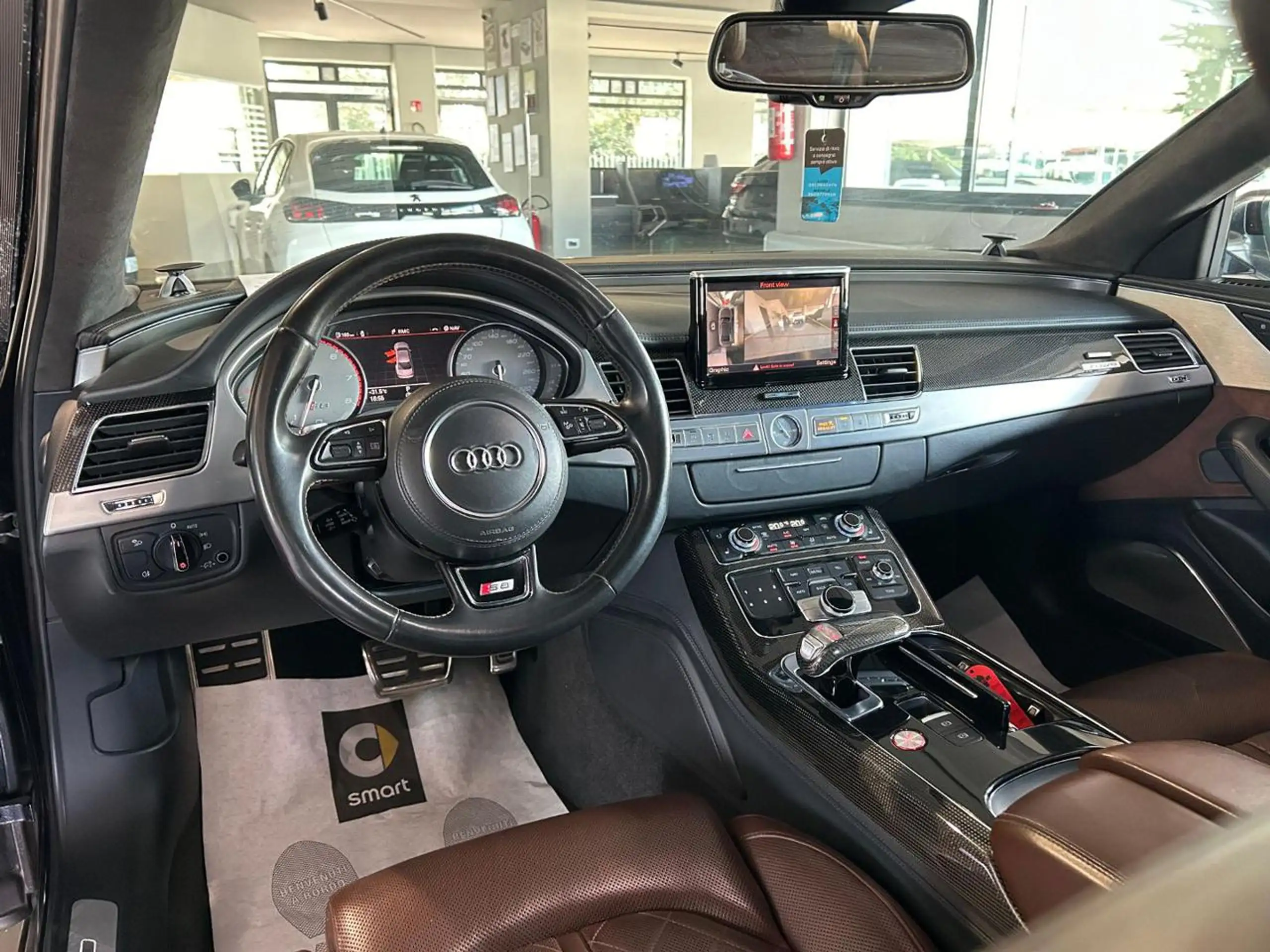 Audi - S8