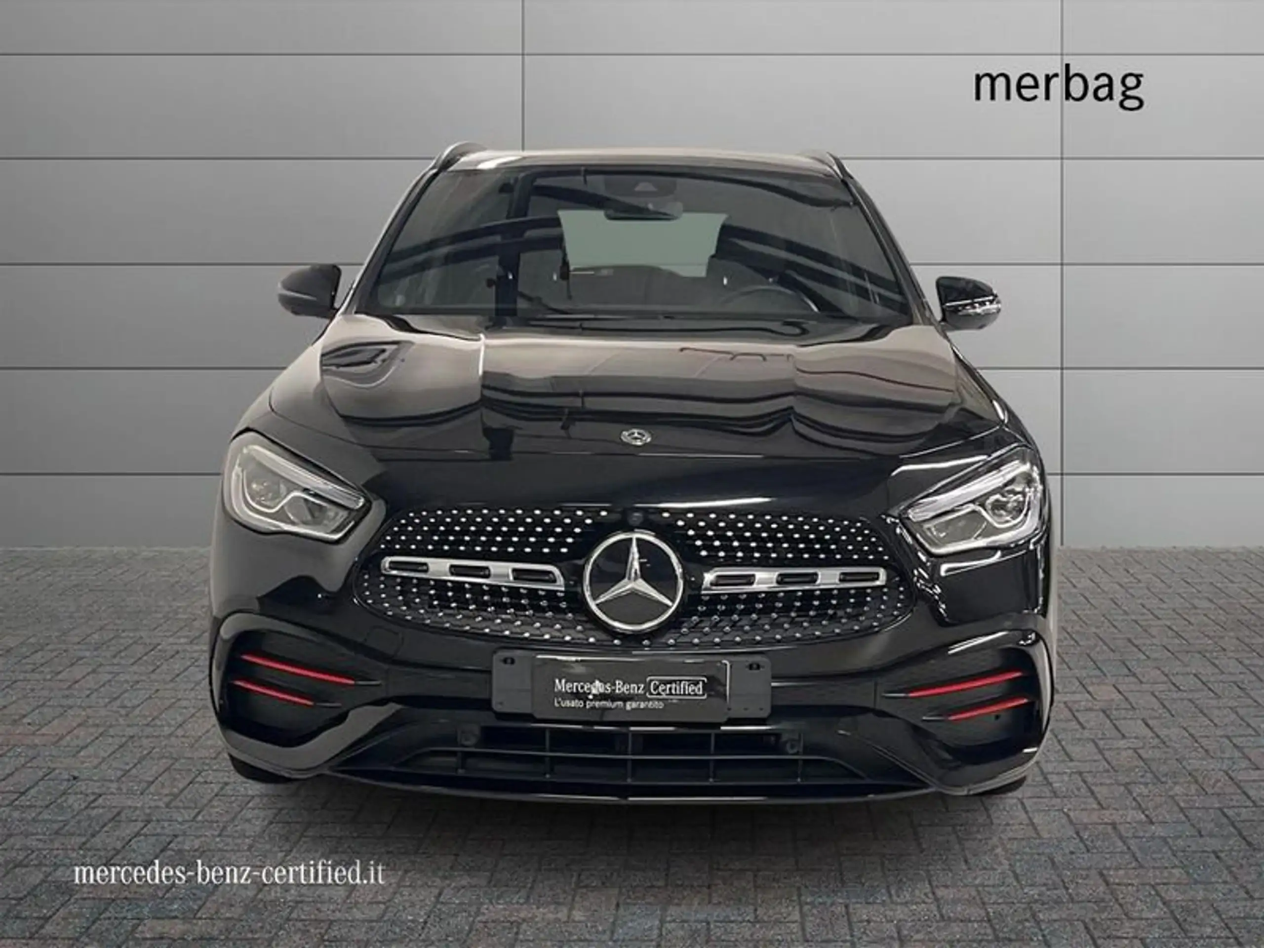 Mercedes-Benz - GLA 250