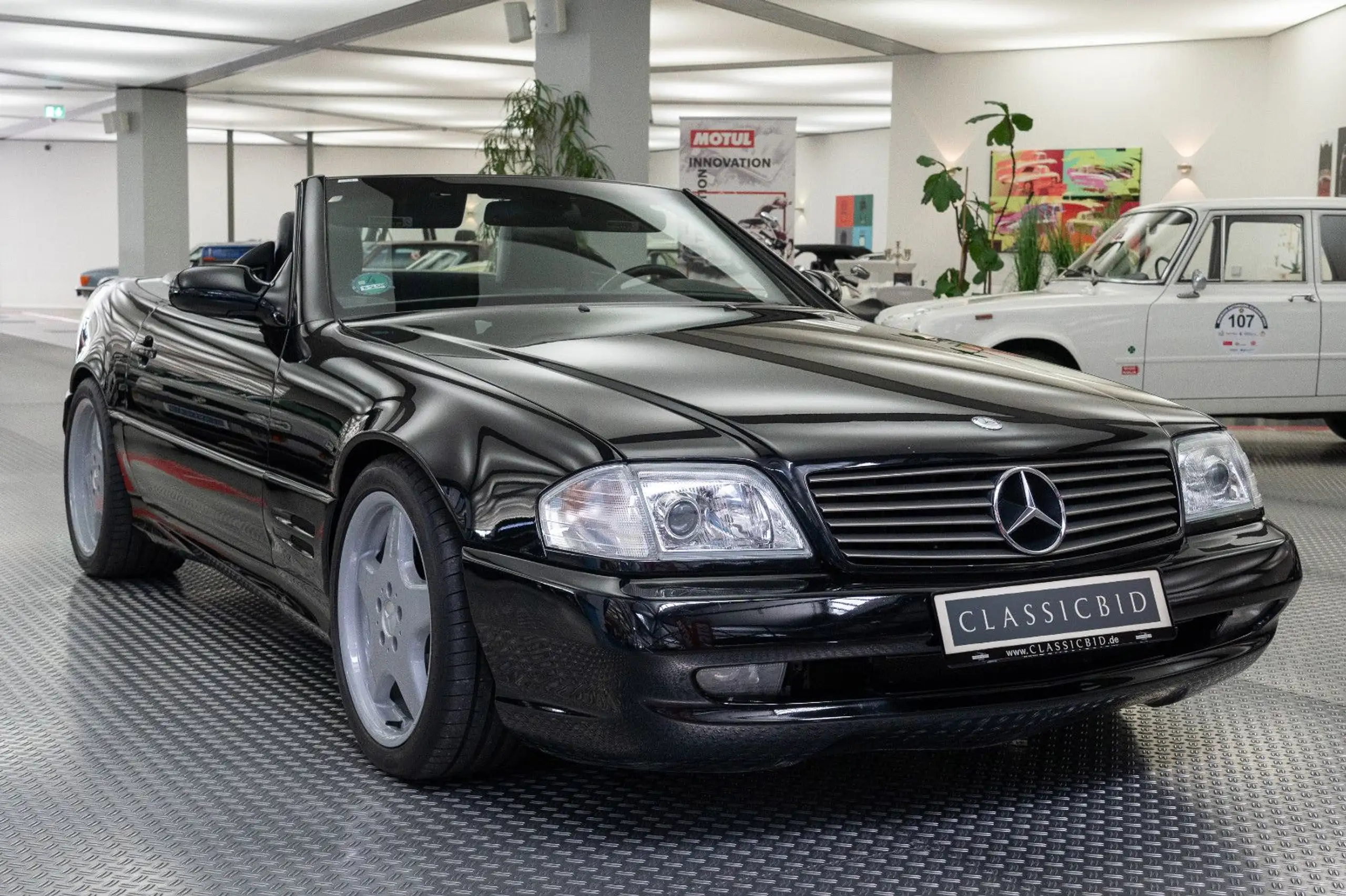 Mercedes-Benz - SL 500