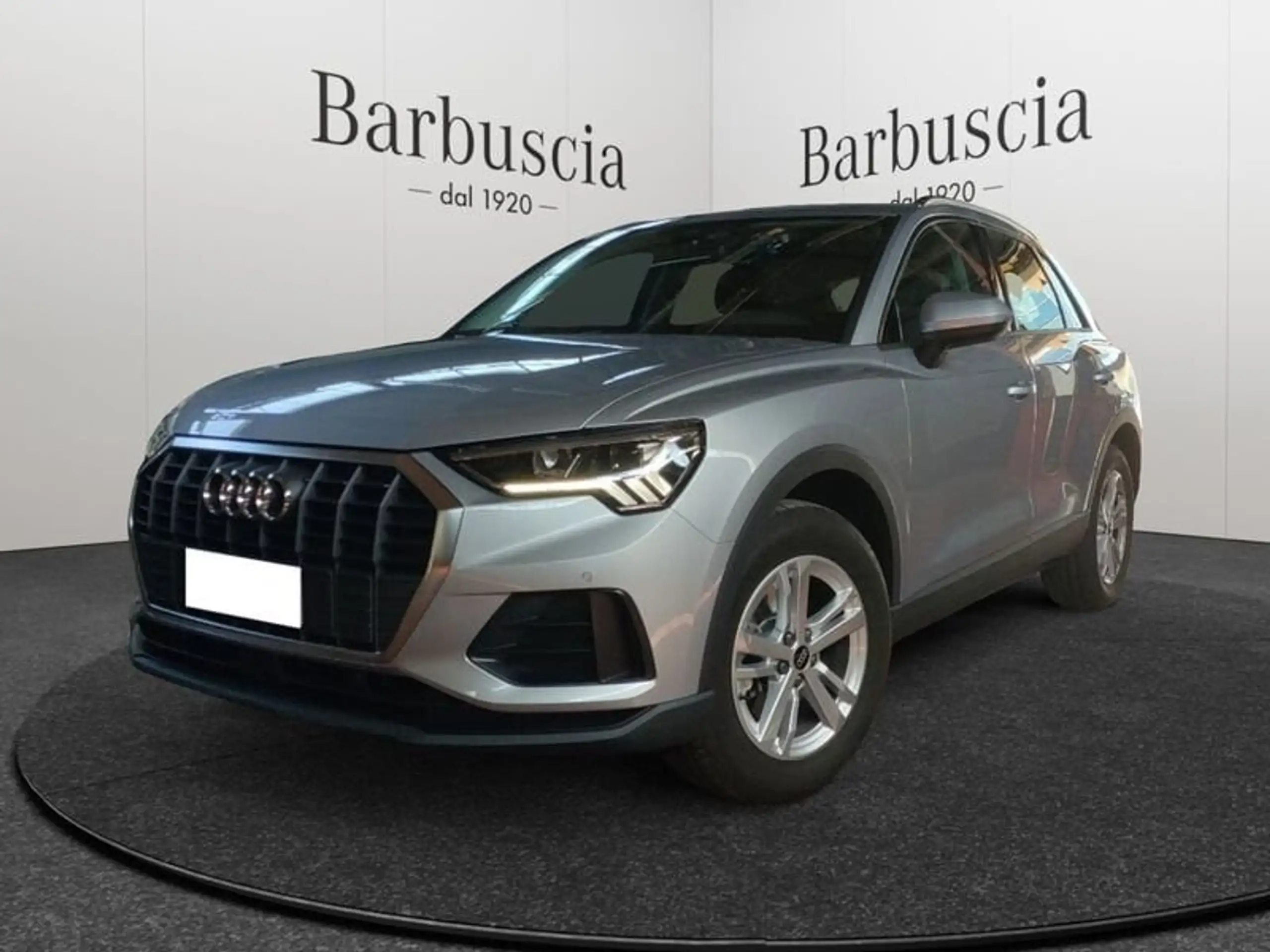 Audi - Q3