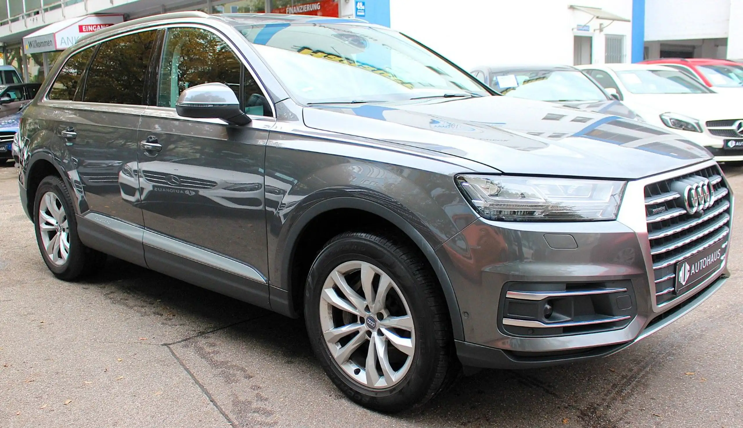 Audi - Q7