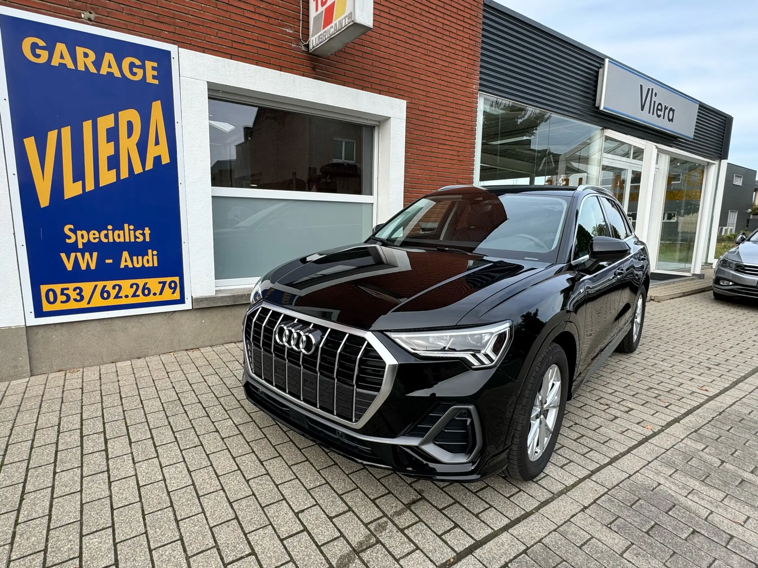 Audi - Q3