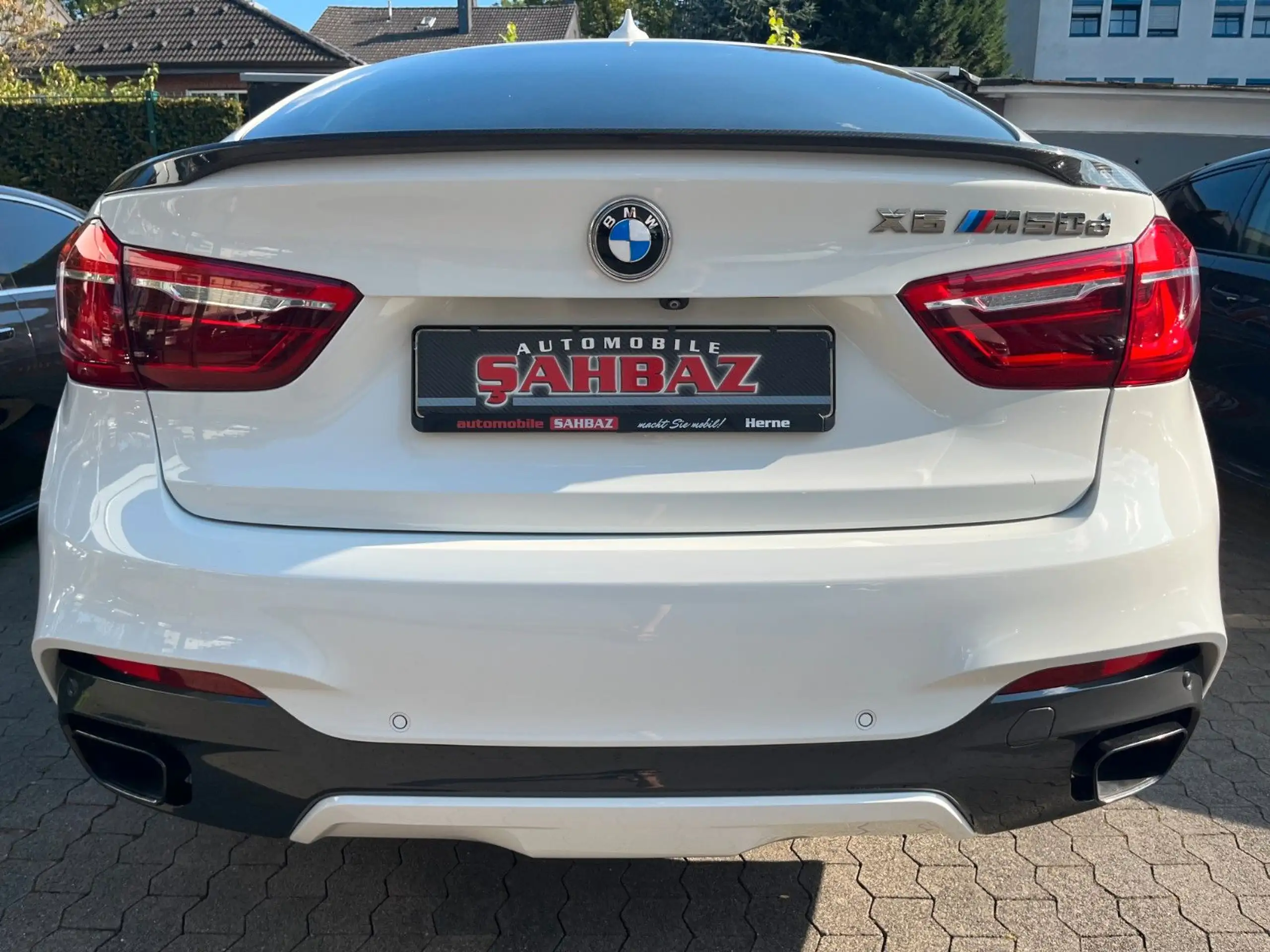 BMW - X6 M