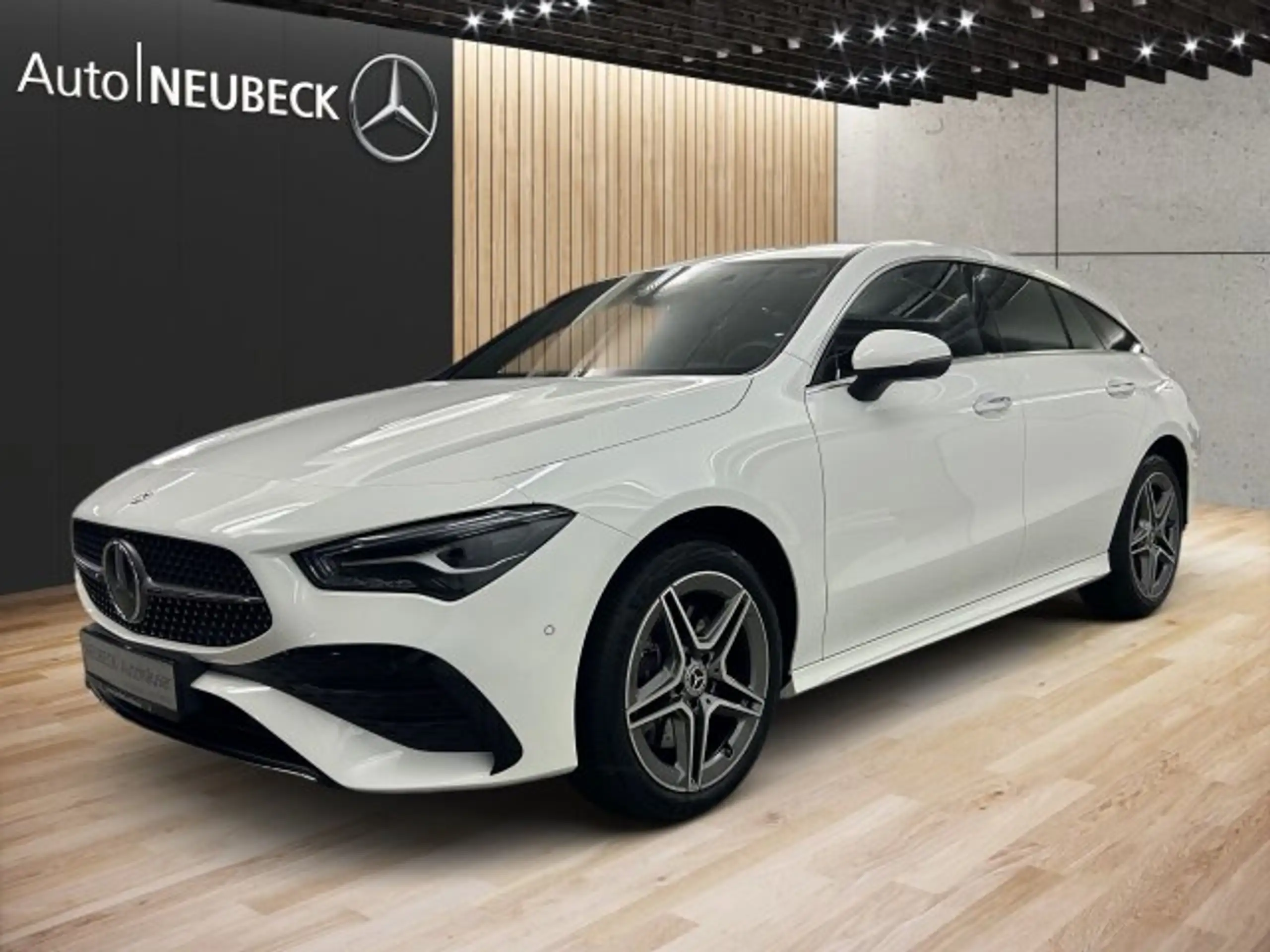 Mercedes-Benz - CLA 250