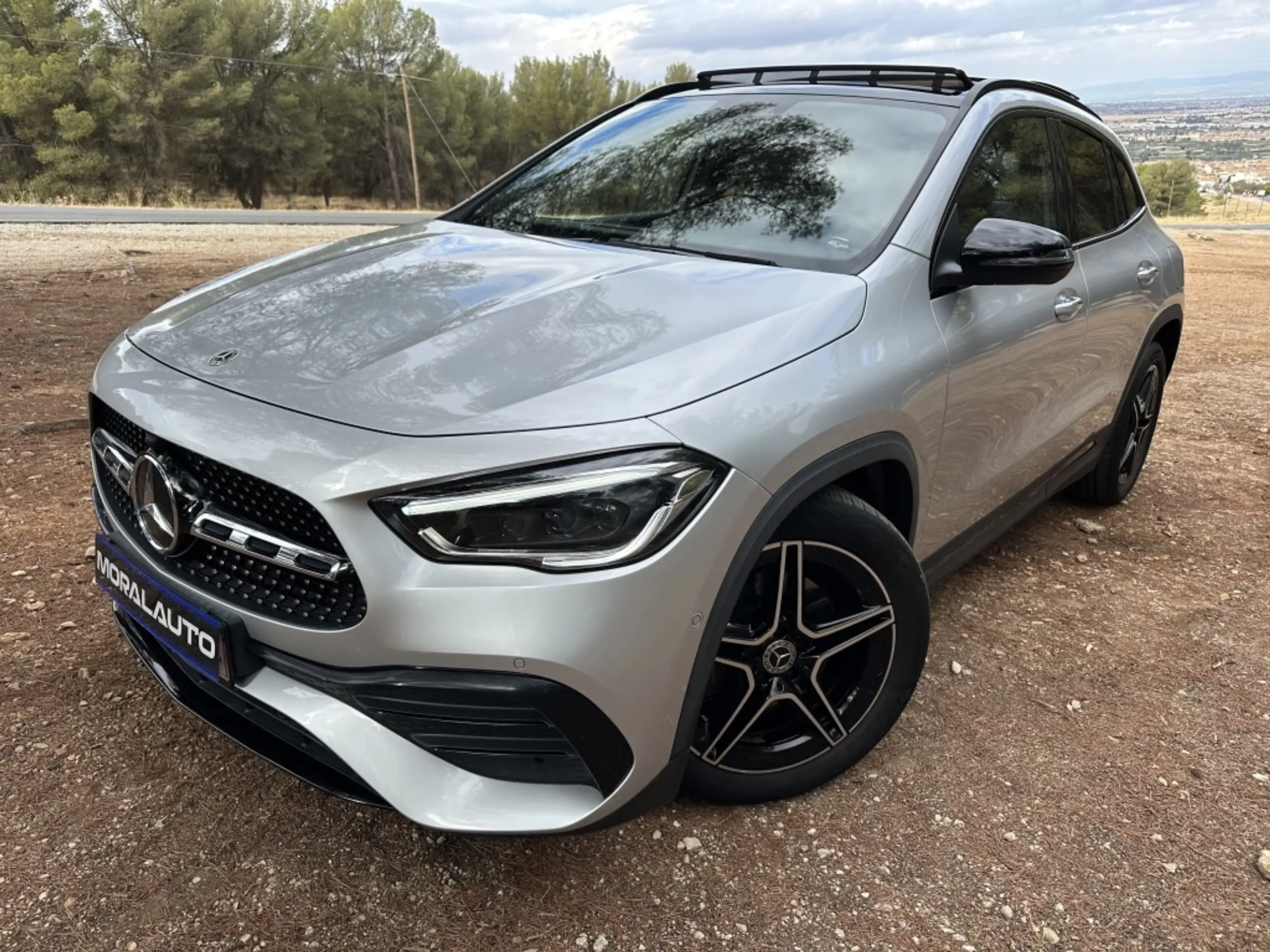 Mercedes-Benz - GLA 200