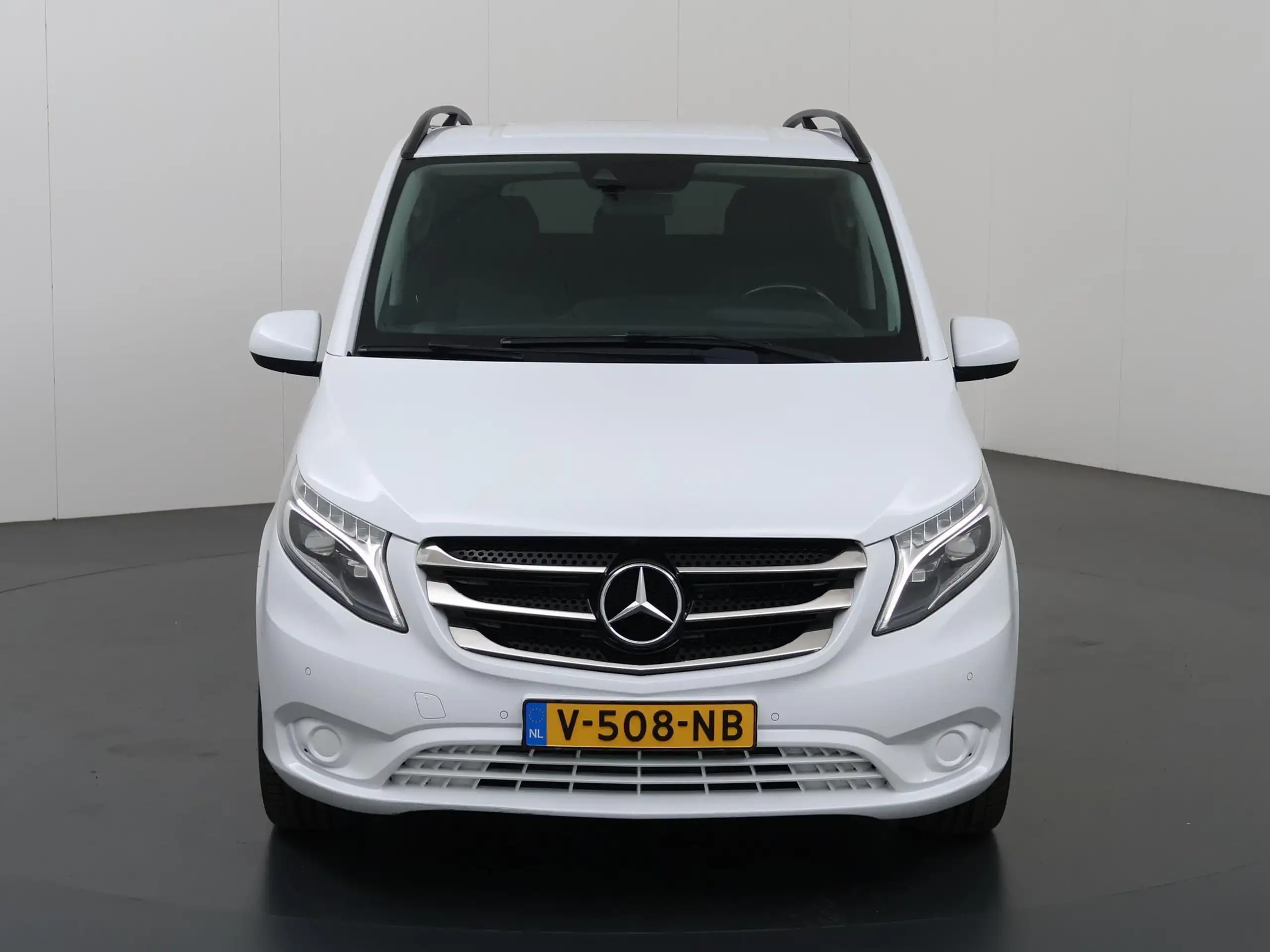 Mercedes-Benz - Vito