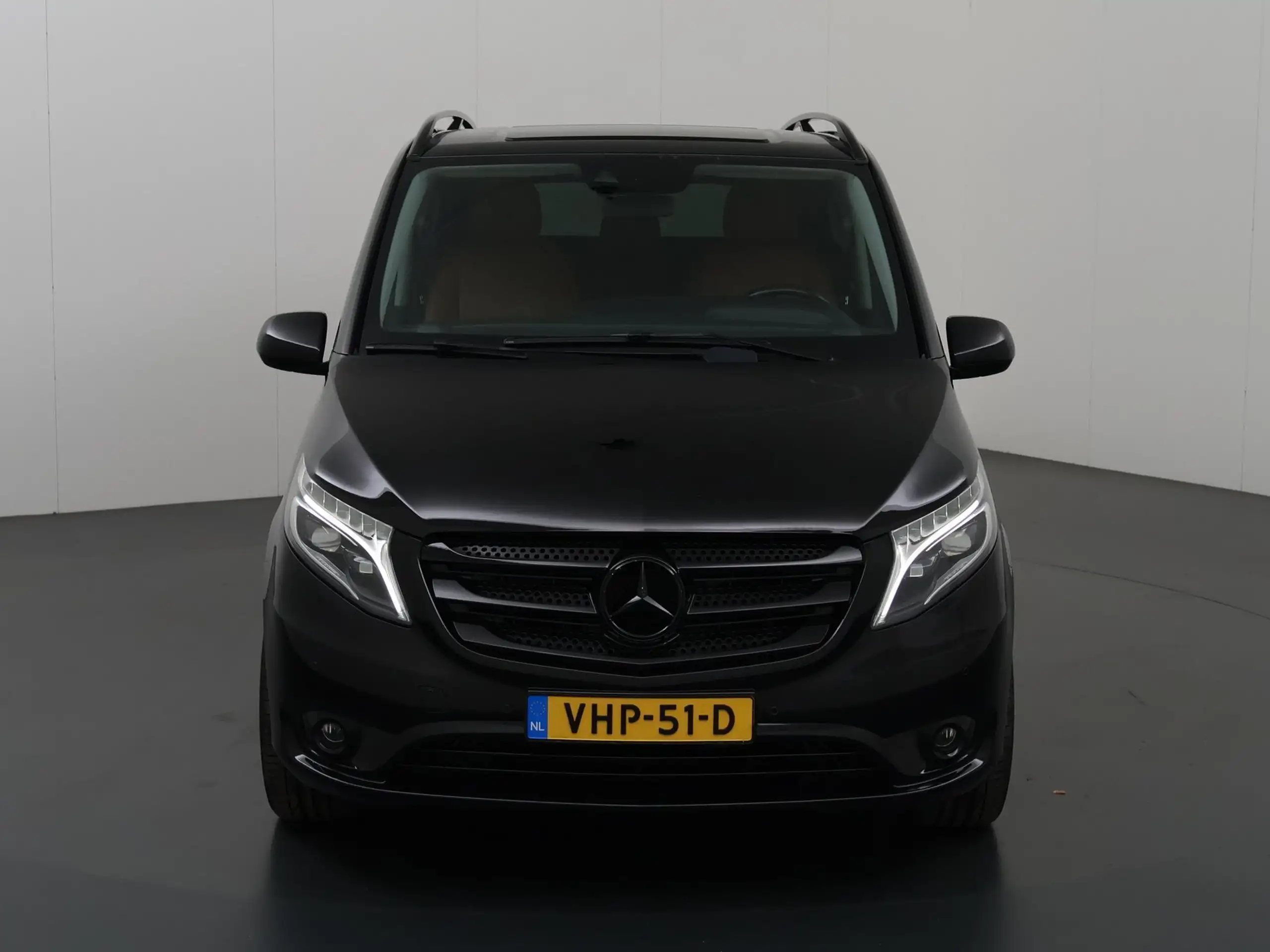 Mercedes-Benz - Vito