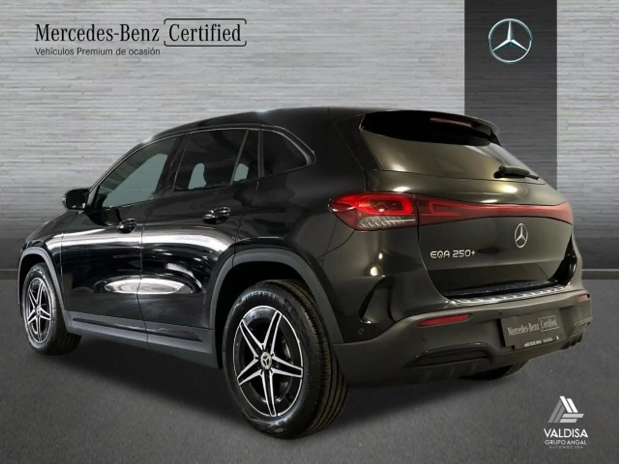 Mercedes-Benz - EQA