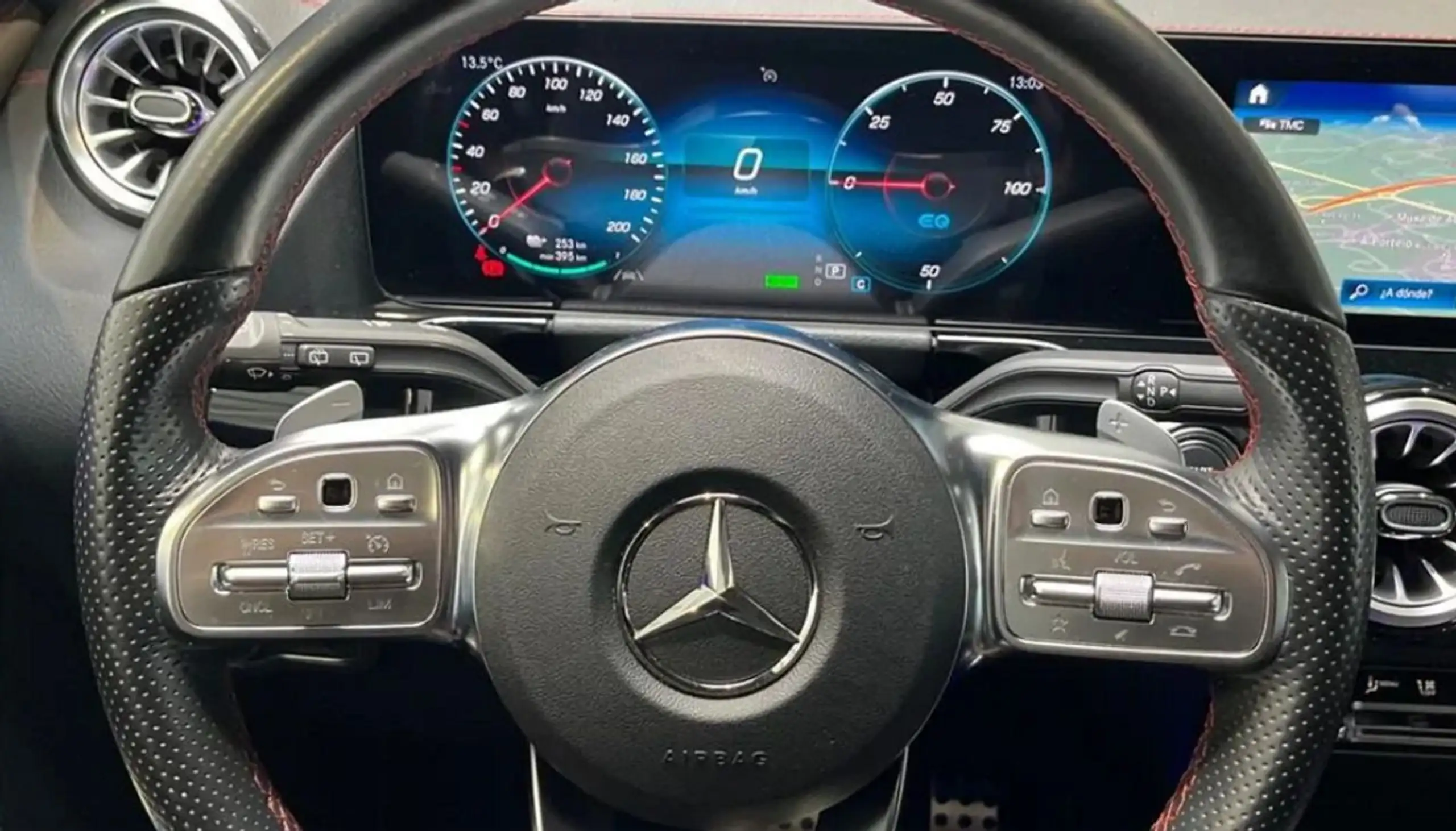 Mercedes-Benz - EQA