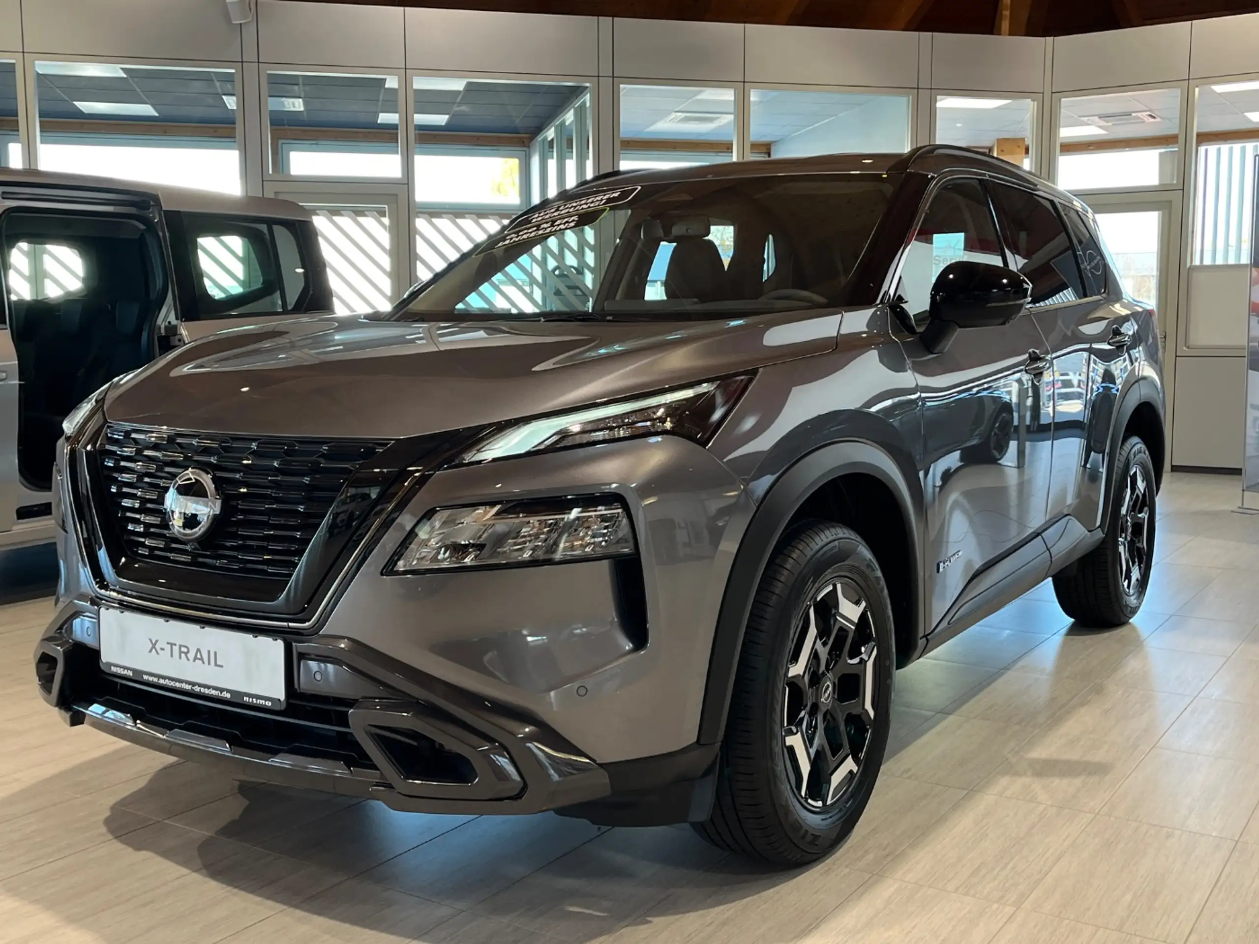 Nissan - X-Trail