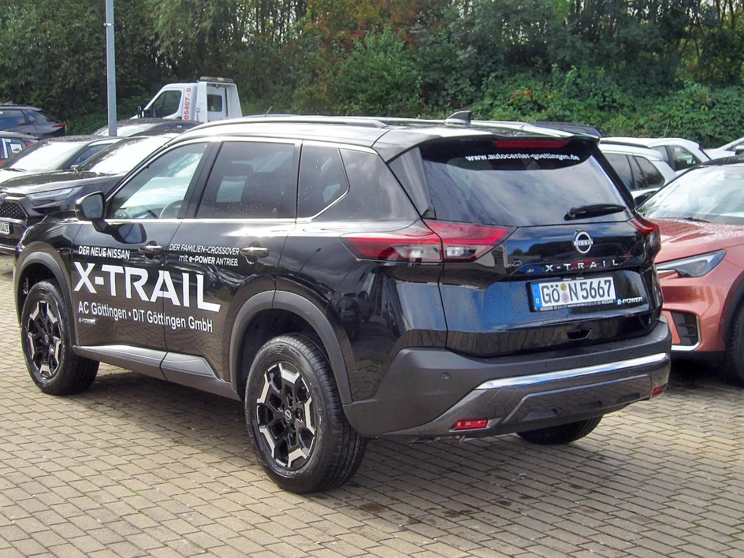 Nissan - X-Trail