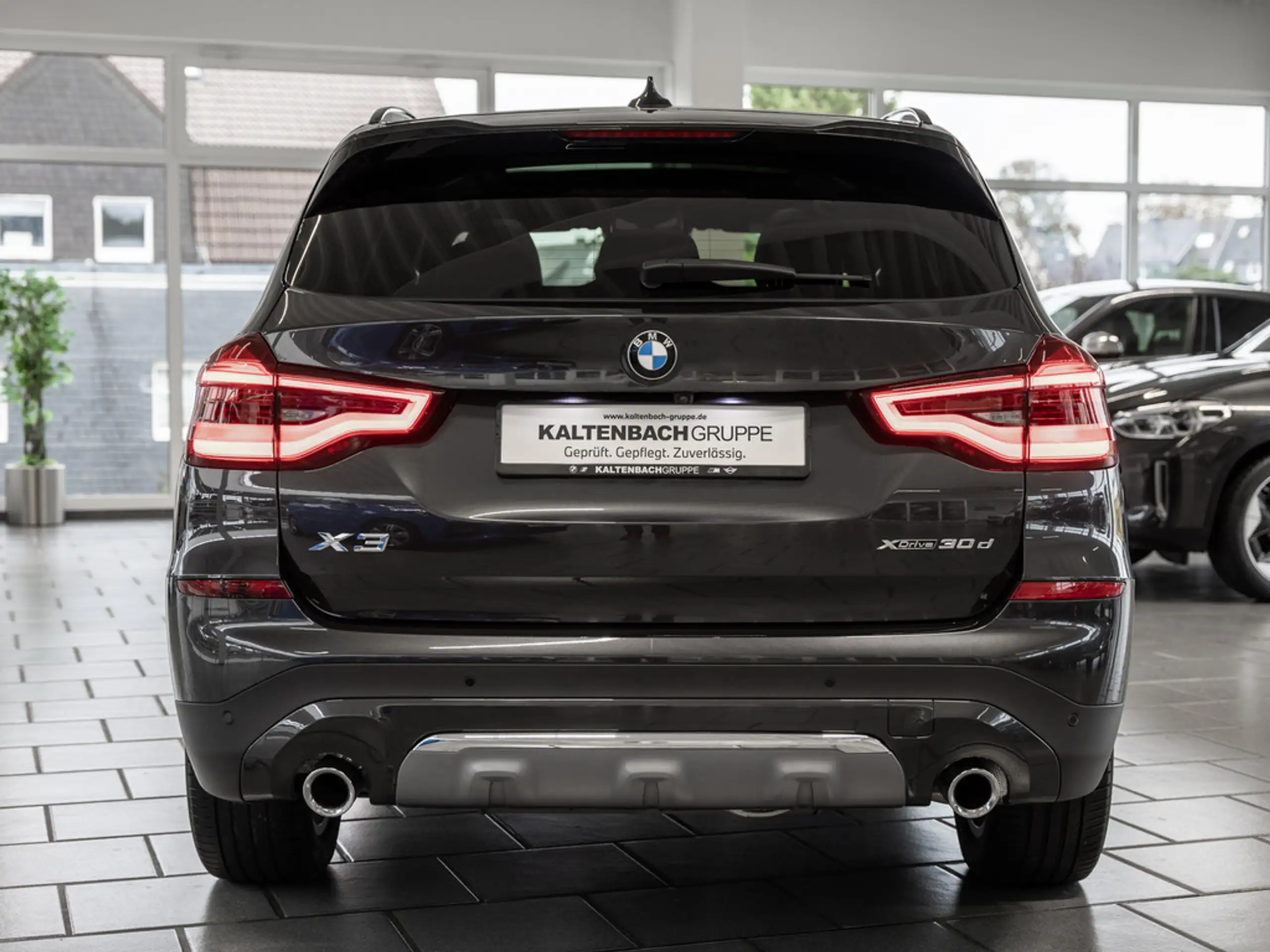 BMW - X3