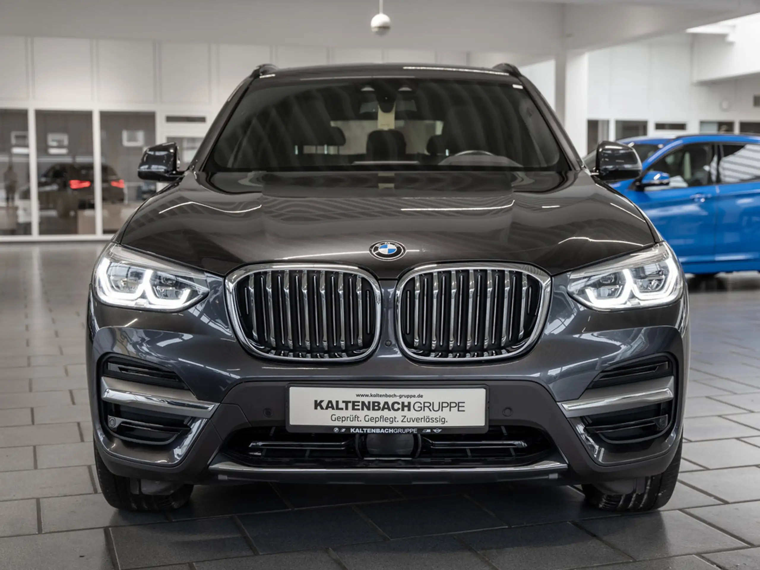 BMW - X3