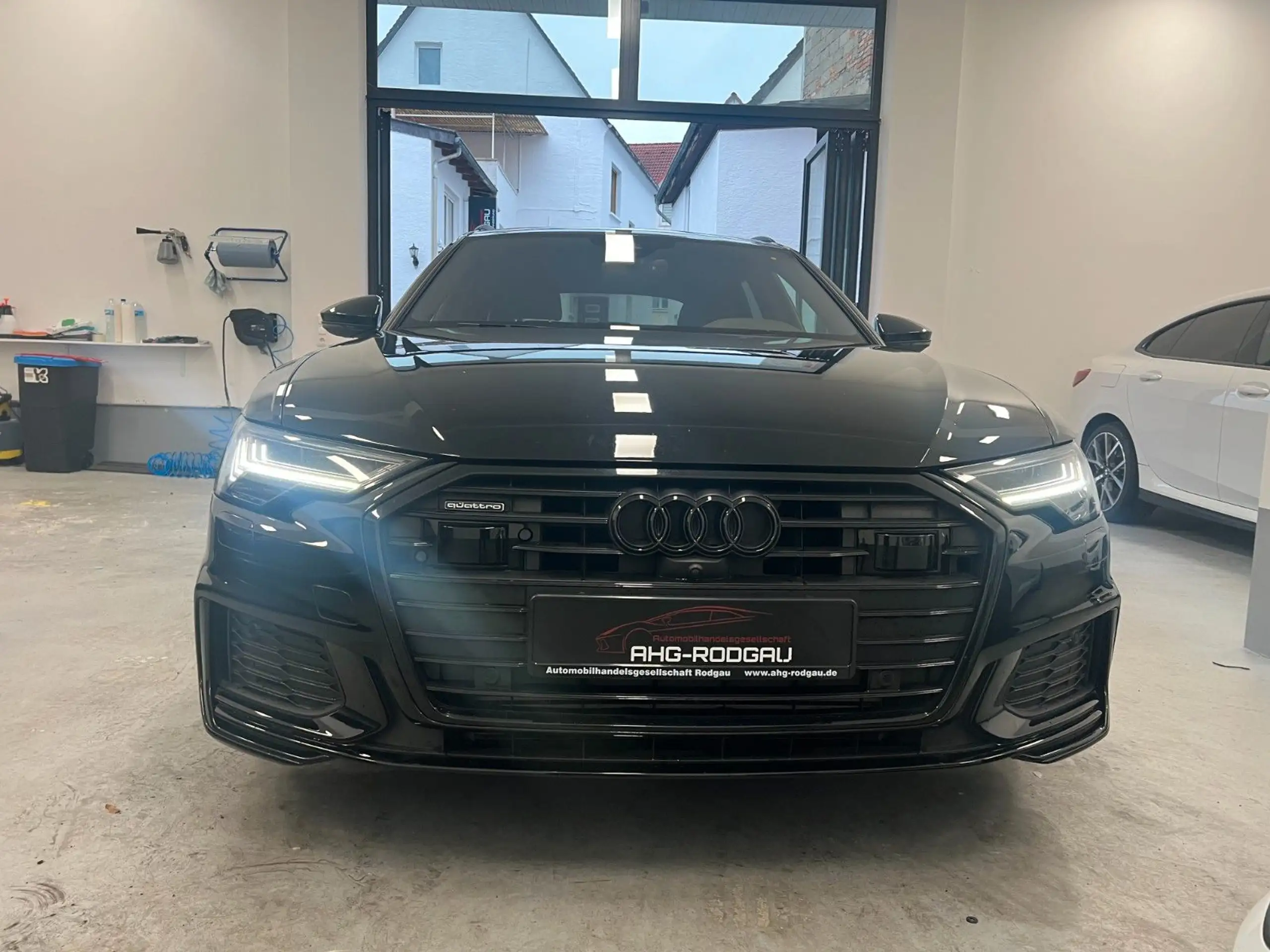 Audi - A6