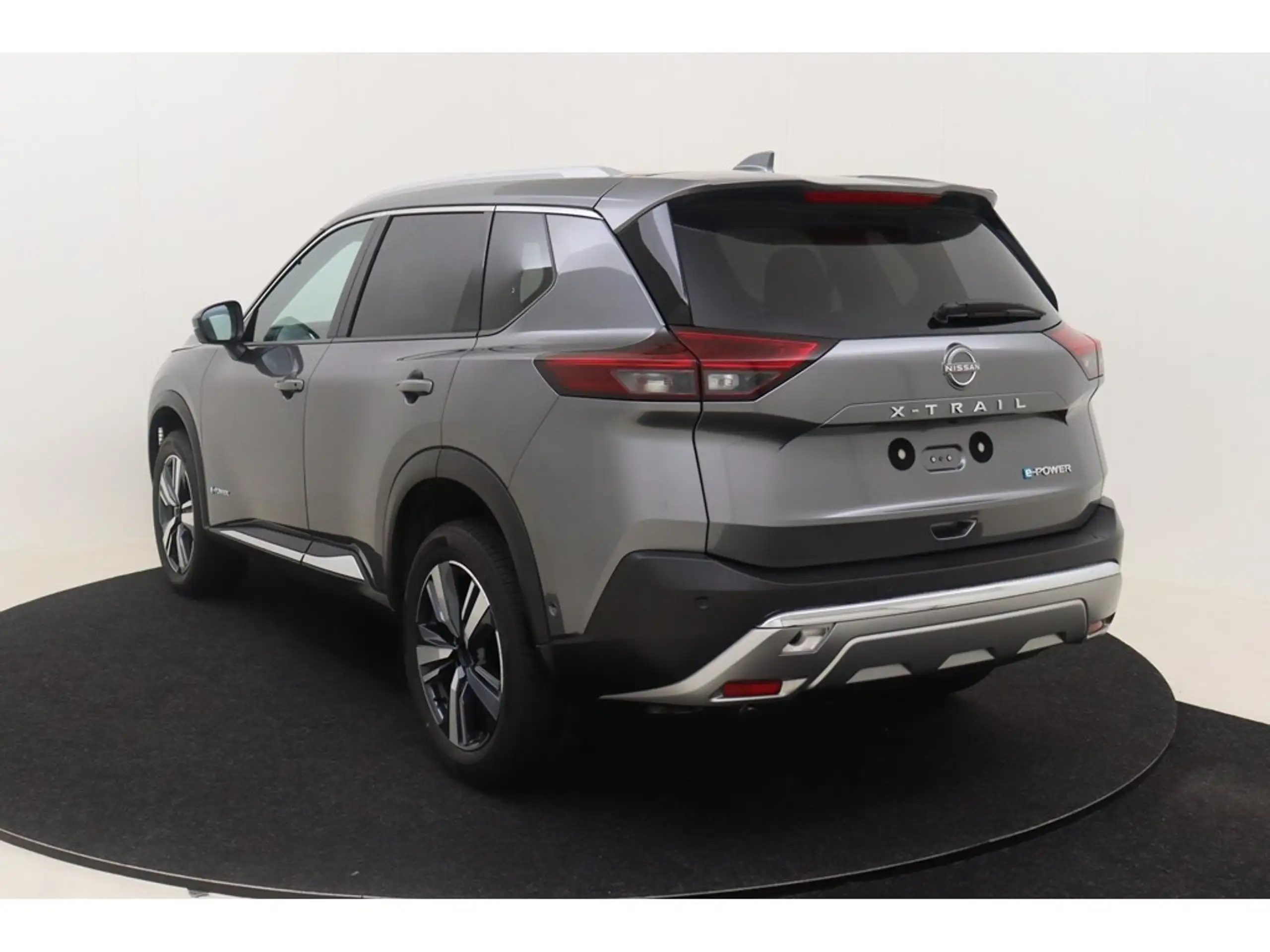 Nissan - X-Trail