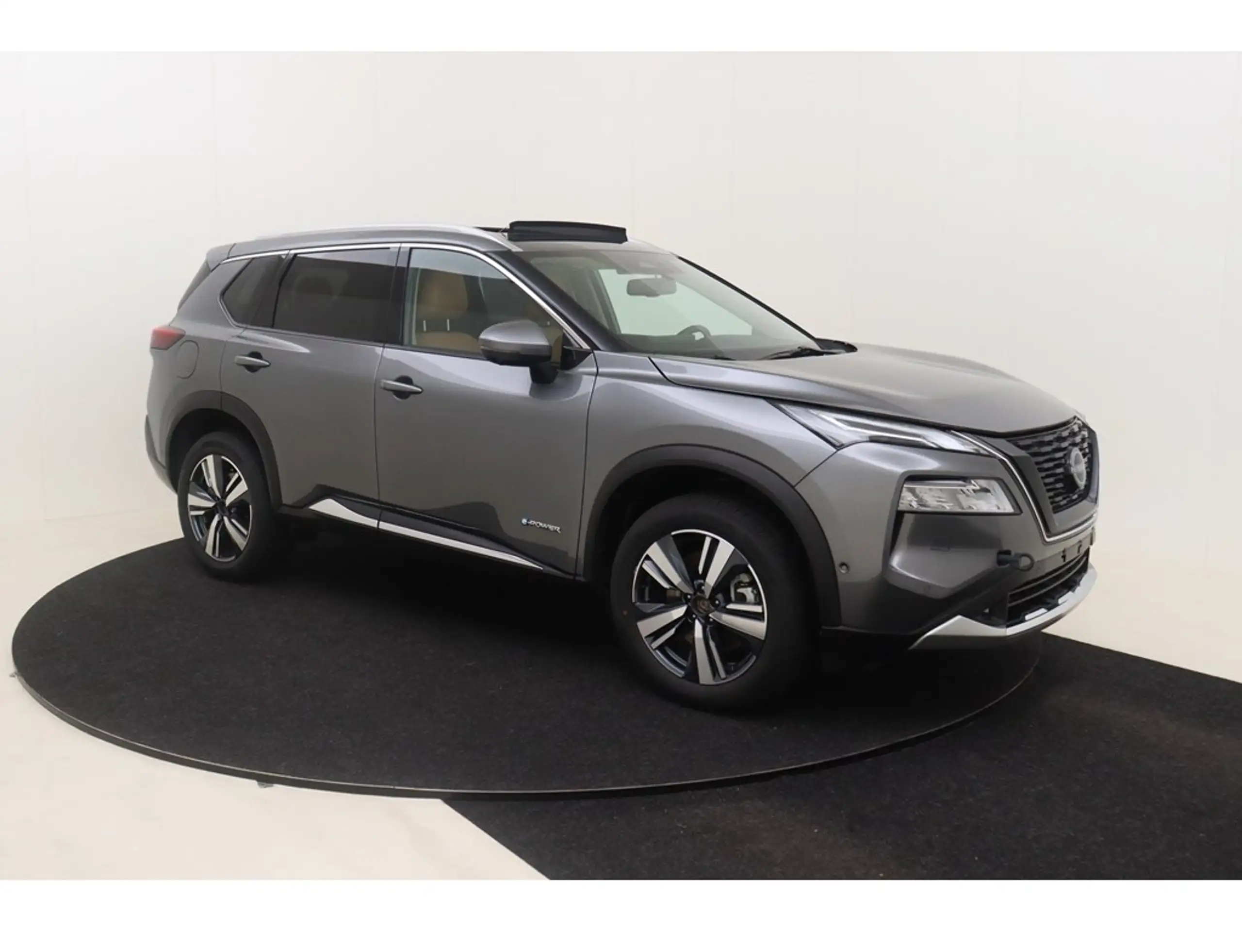 Nissan - X-Trail