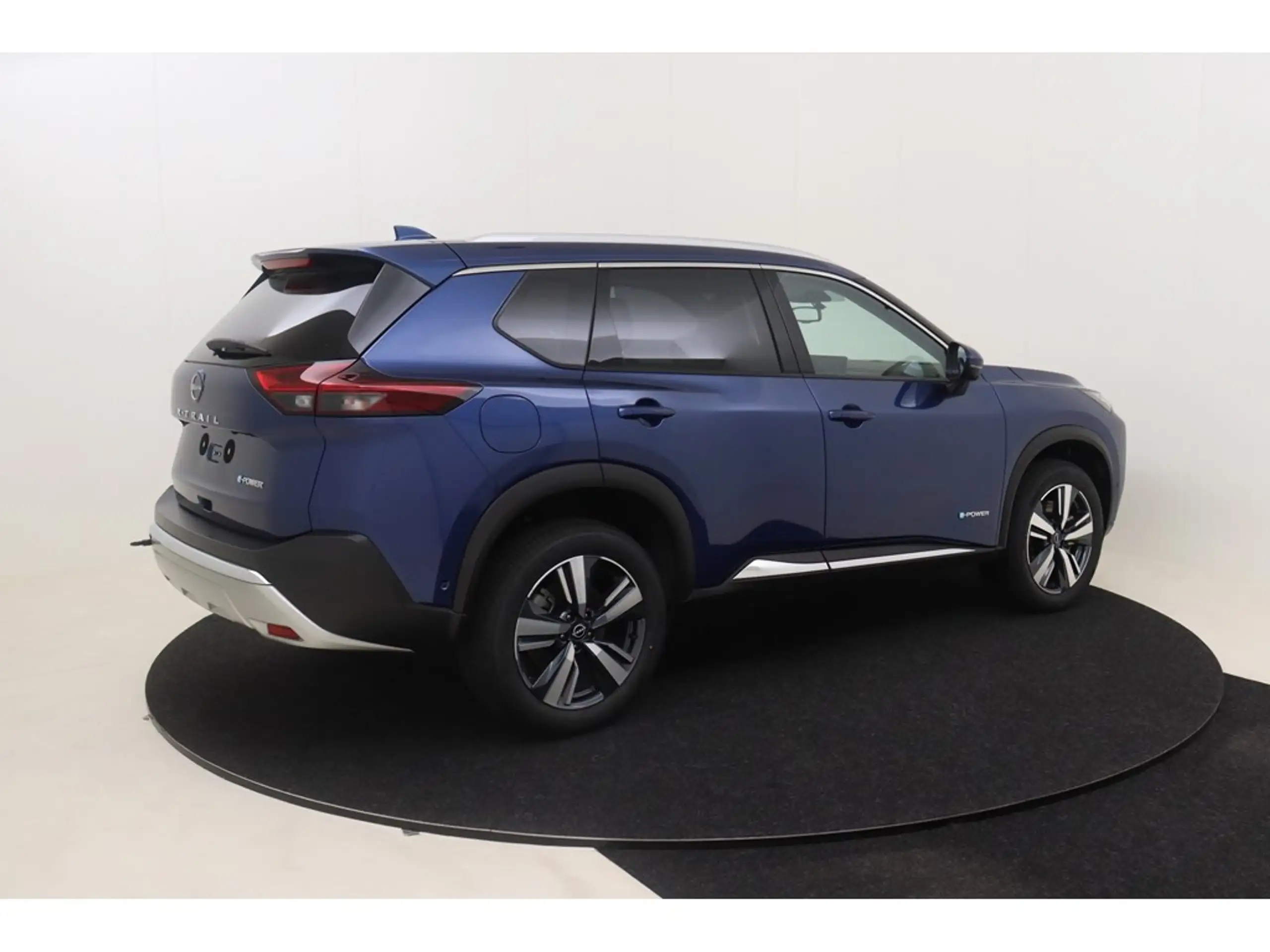 Nissan - X-Trail