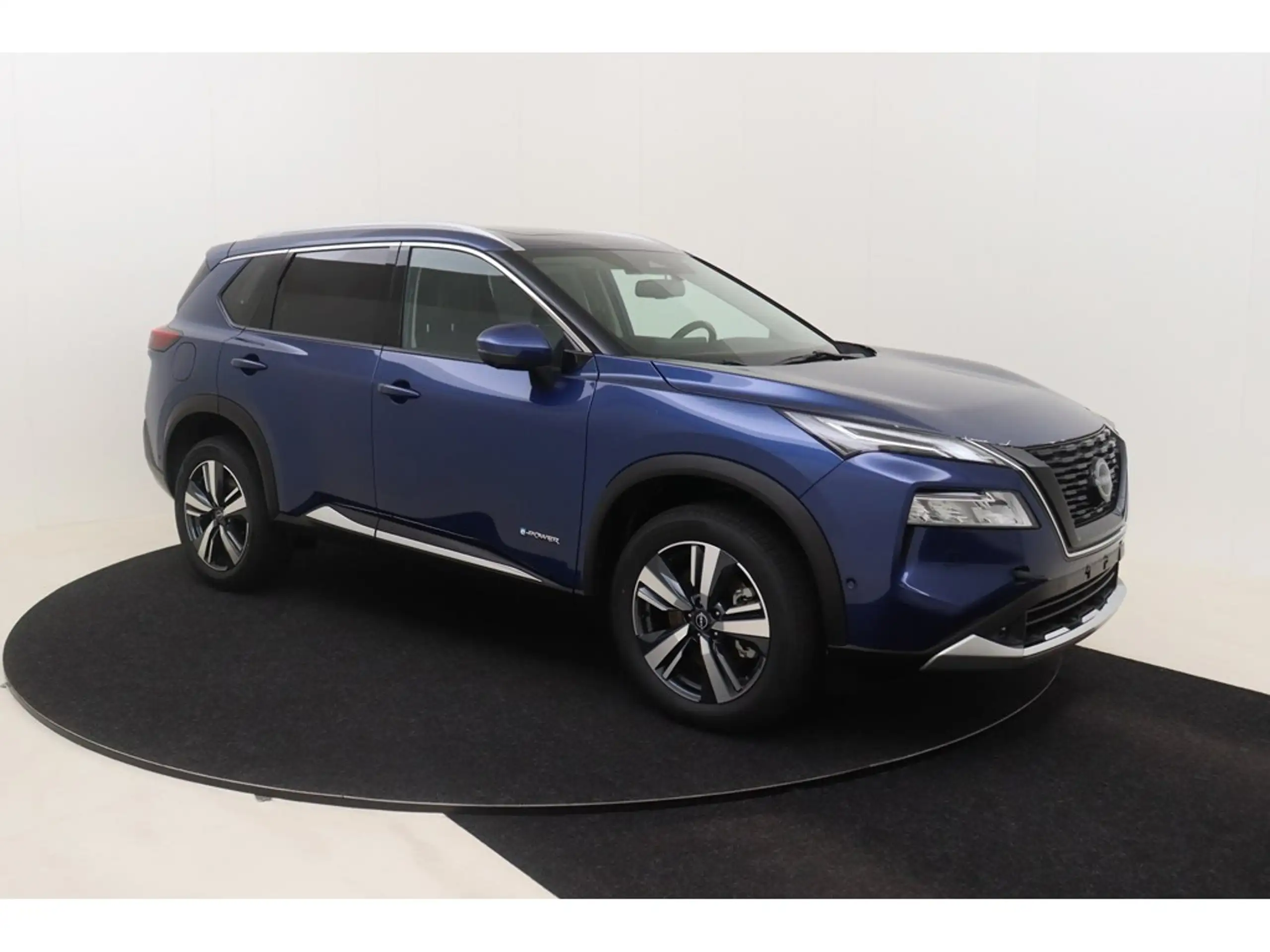 Nissan - X-Trail