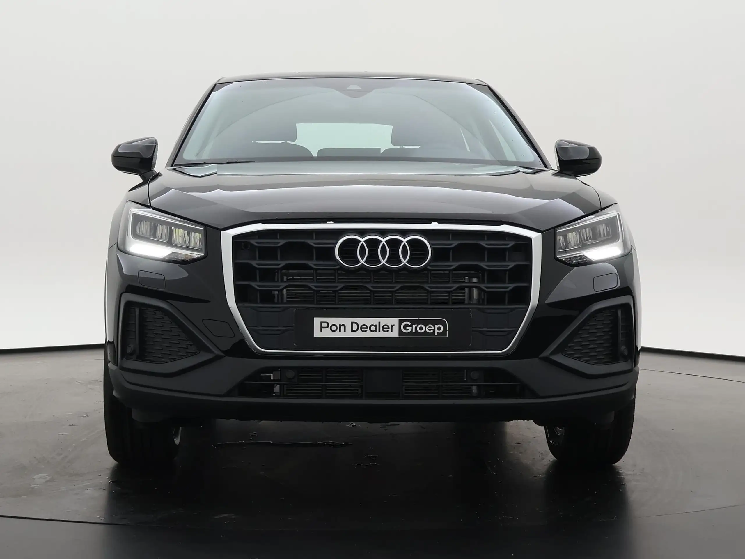 Audi - Q2