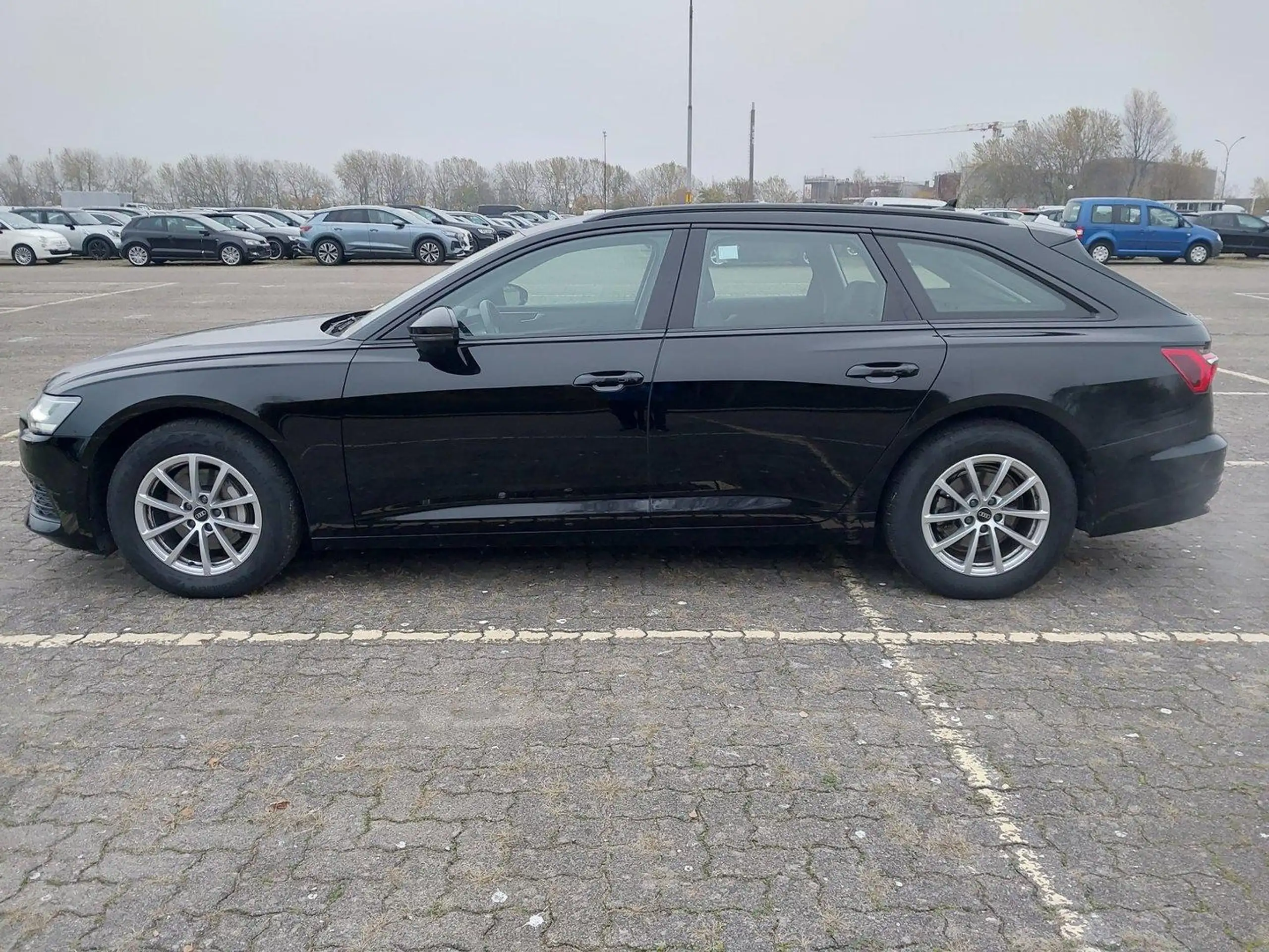 Audi - A6