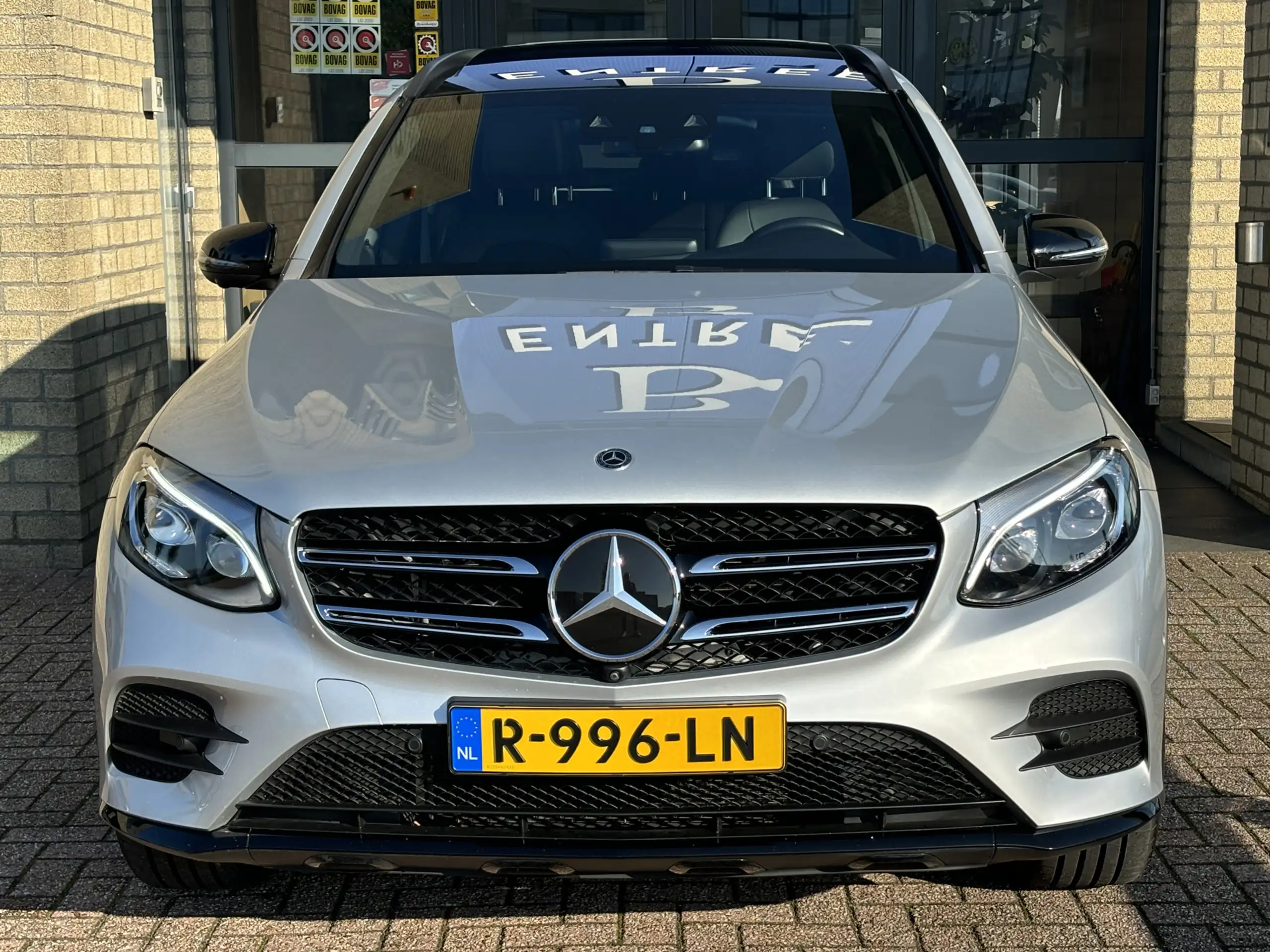 Mercedes-Benz - GLC 250