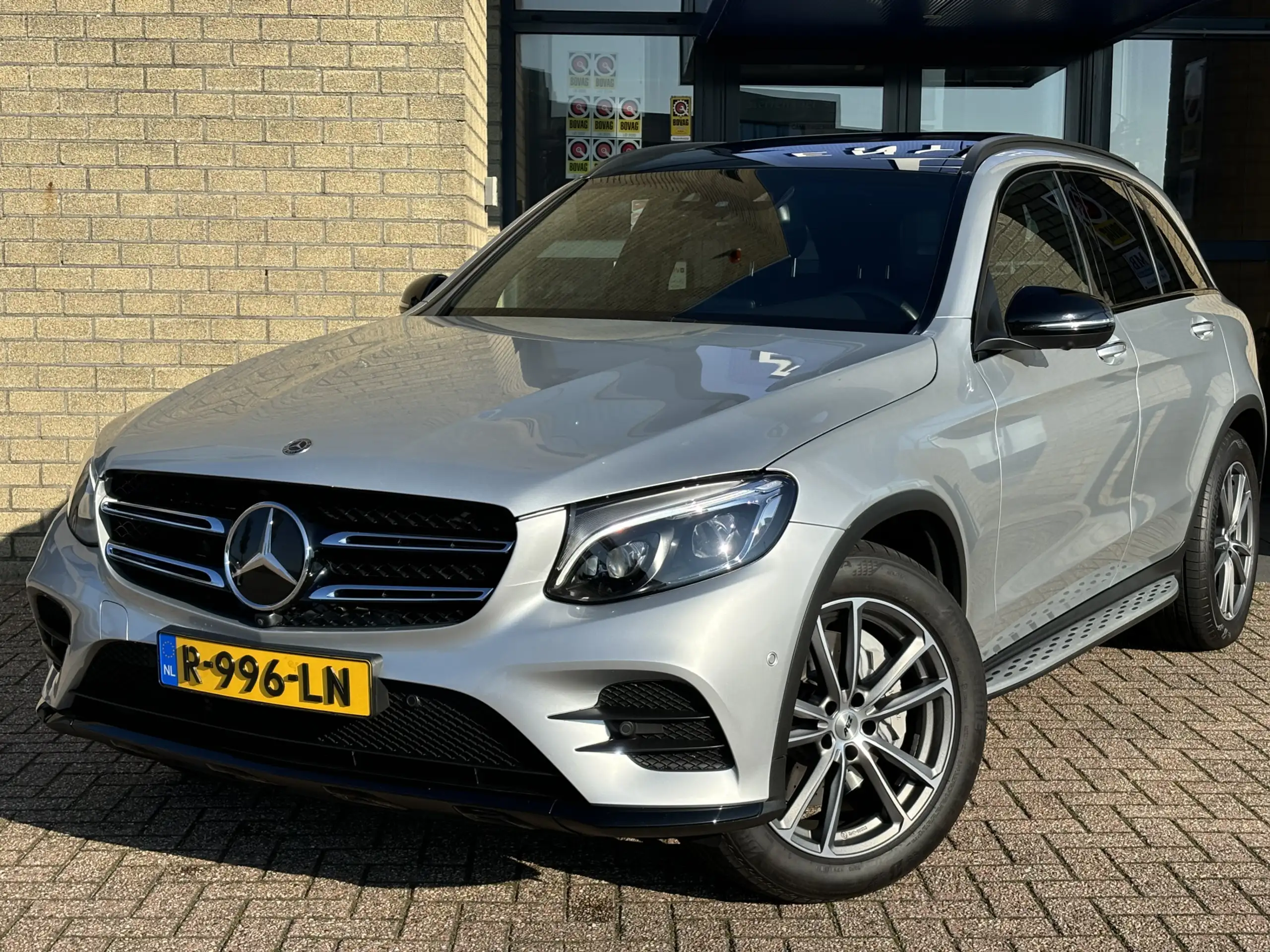 Mercedes-Benz - GLC 250