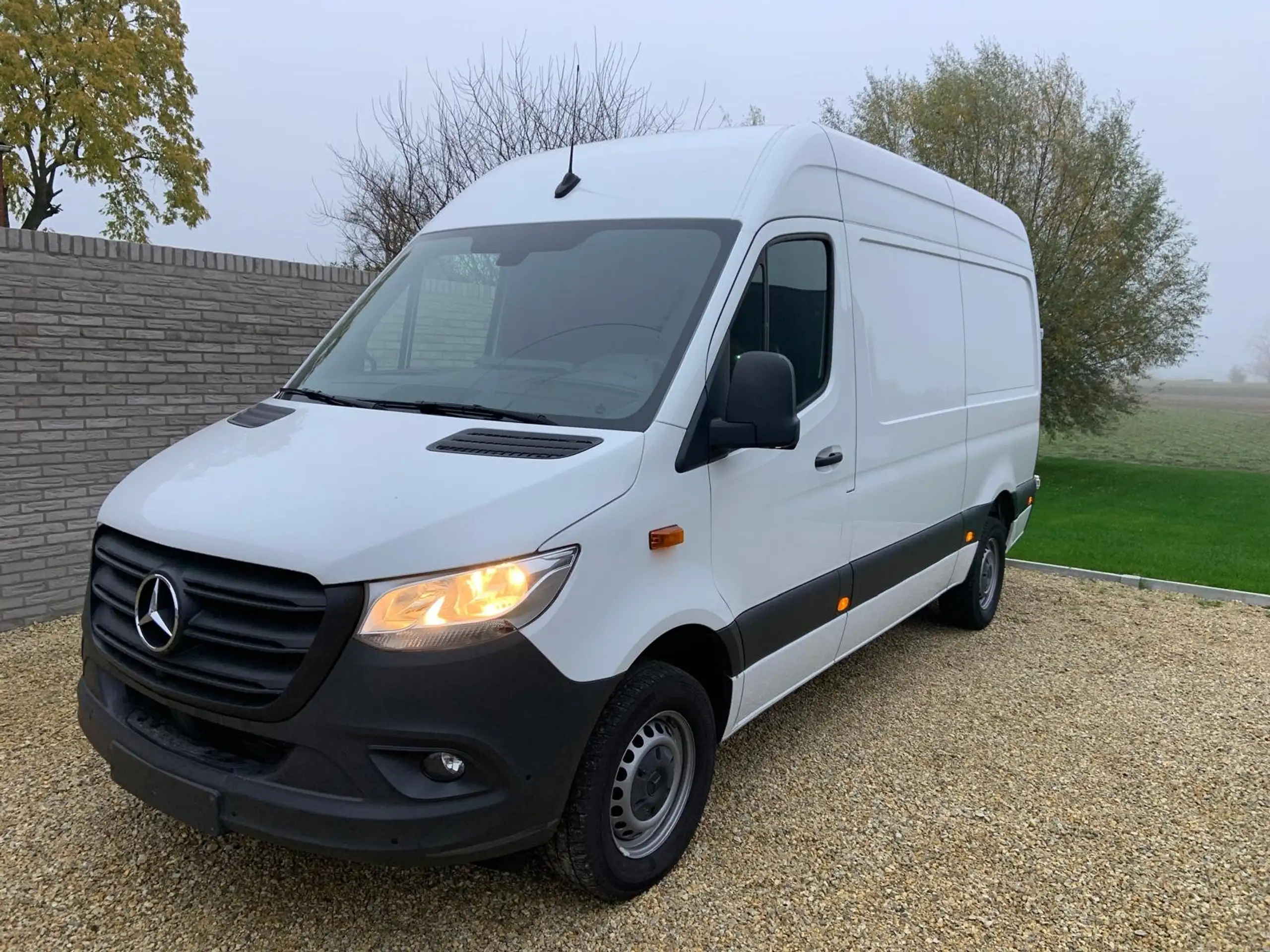 Mercedes-Benz - Sprinter