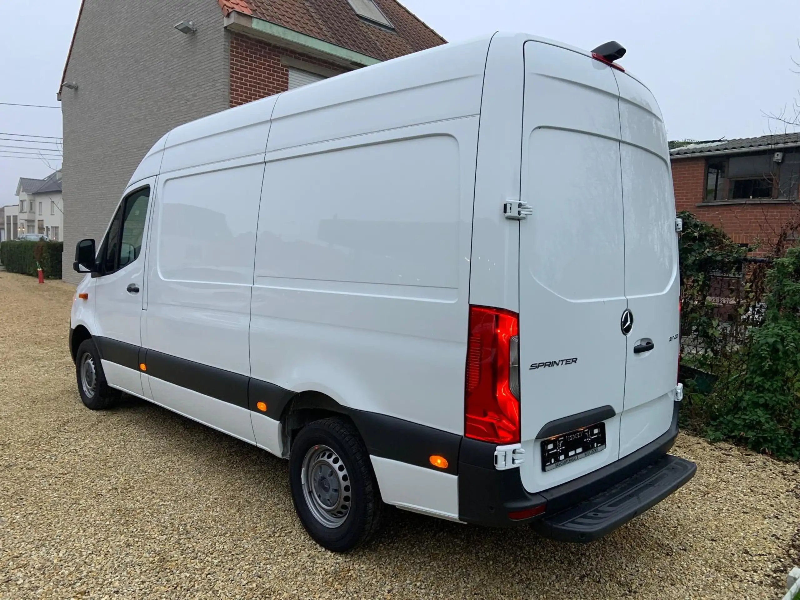 Mercedes-Benz - Sprinter