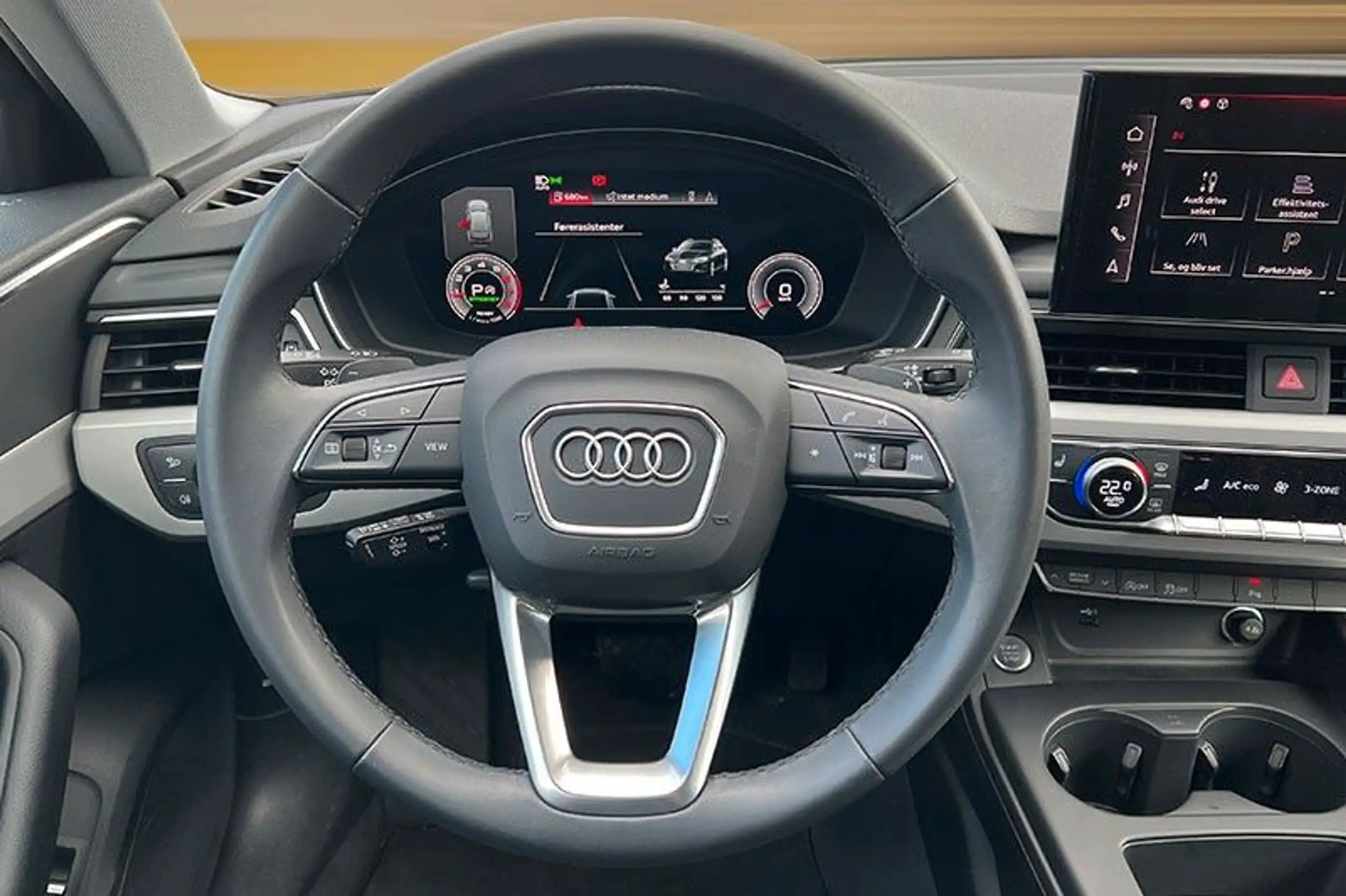 Audi - A4