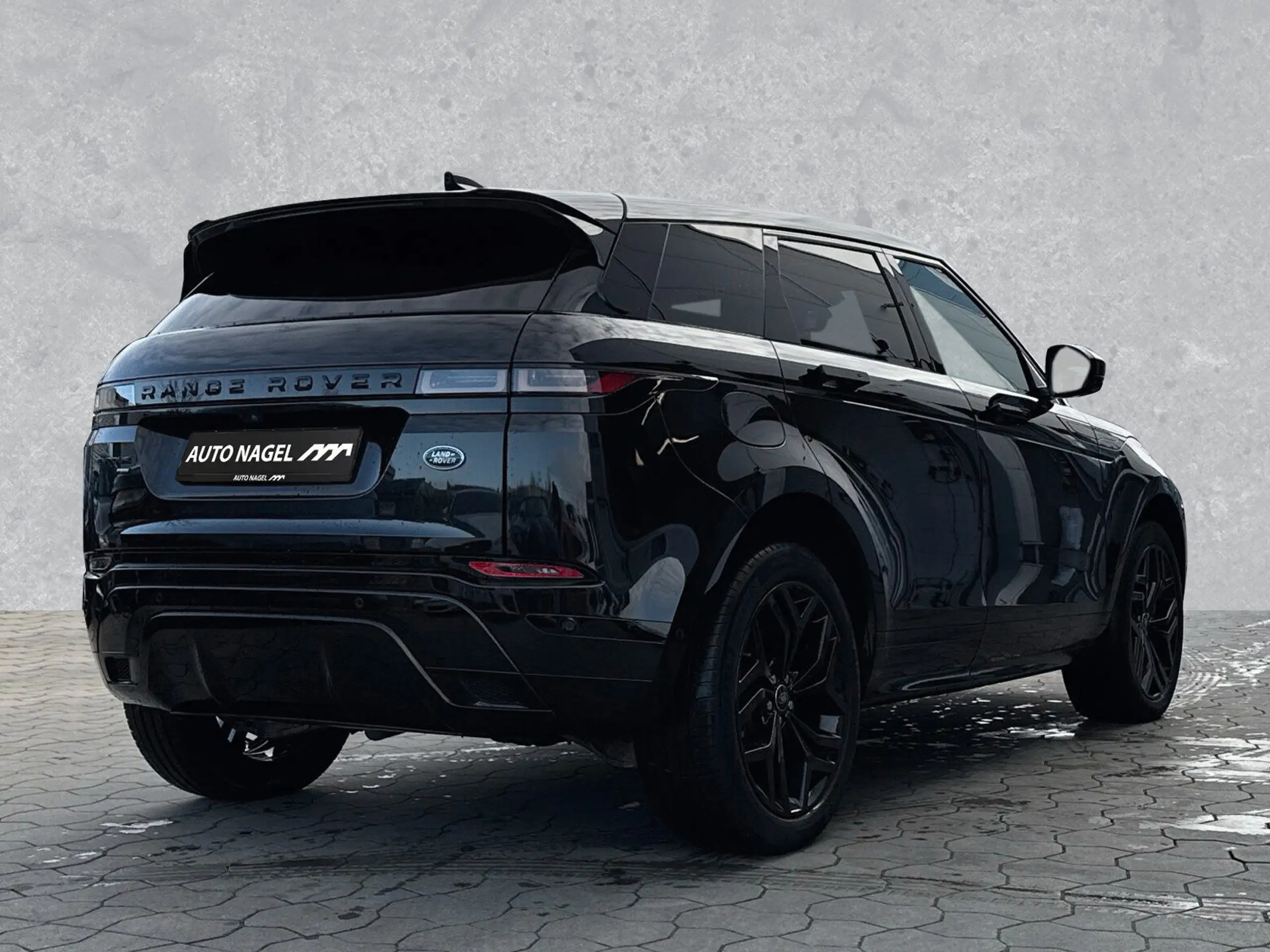 Land Rover - Range Rover Evoque