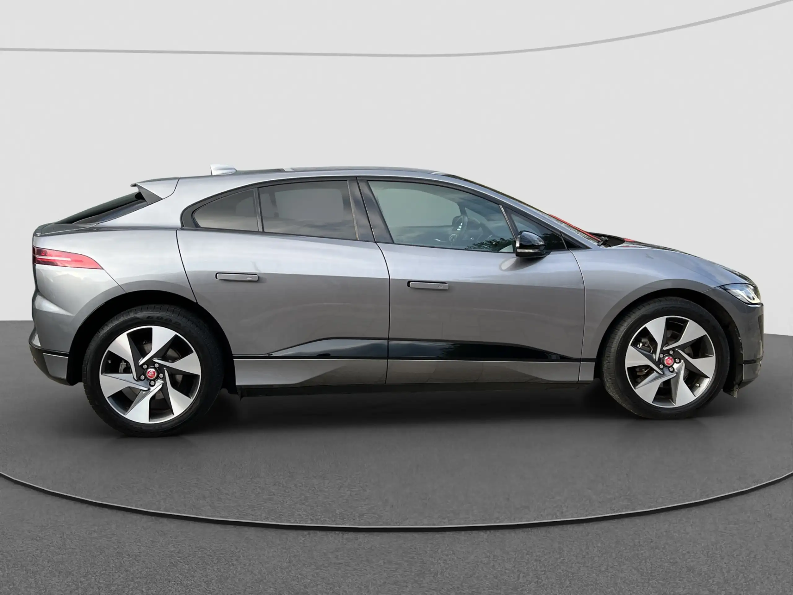 Jaguar - I-Pace