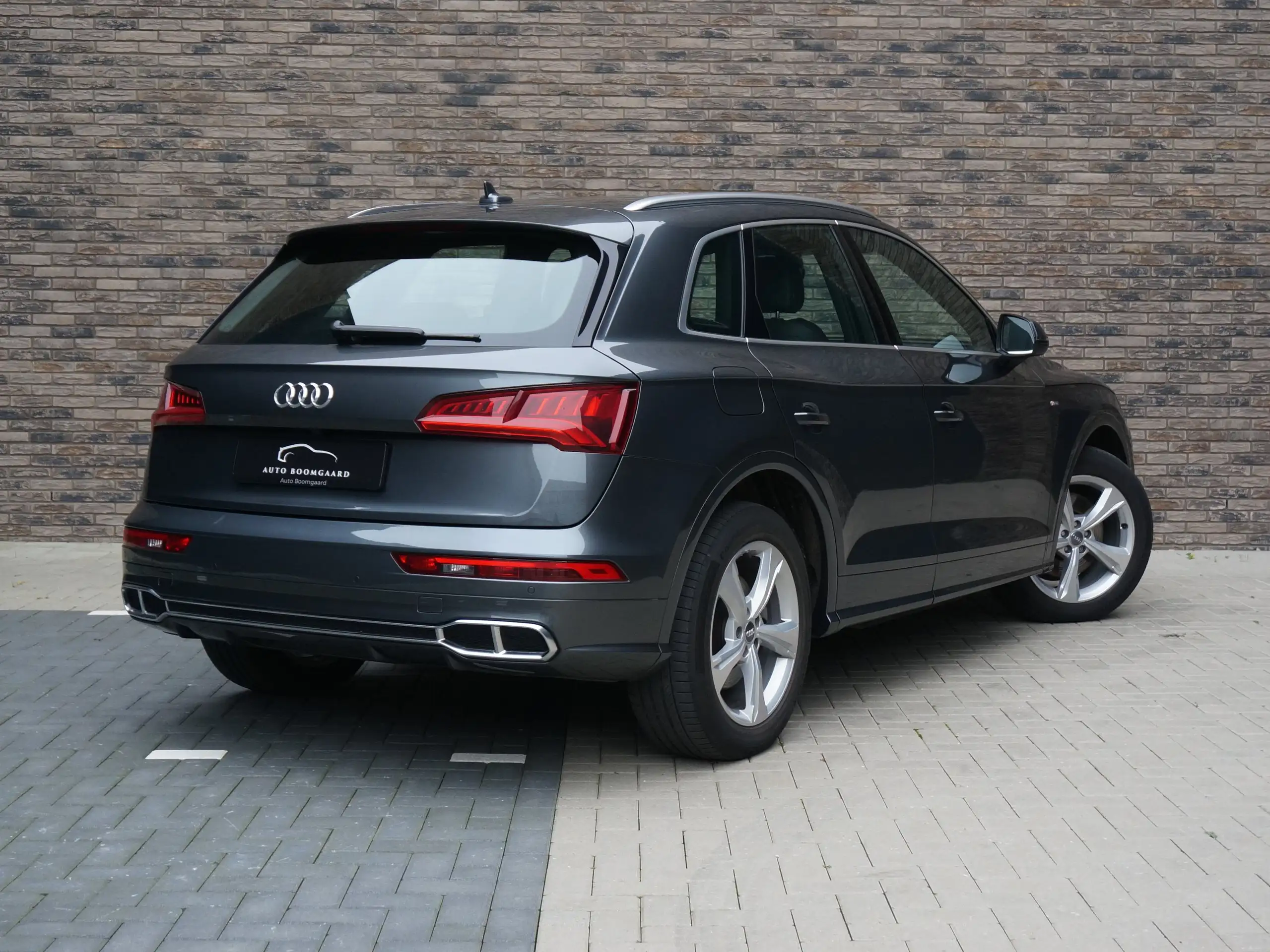 Audi - Q5