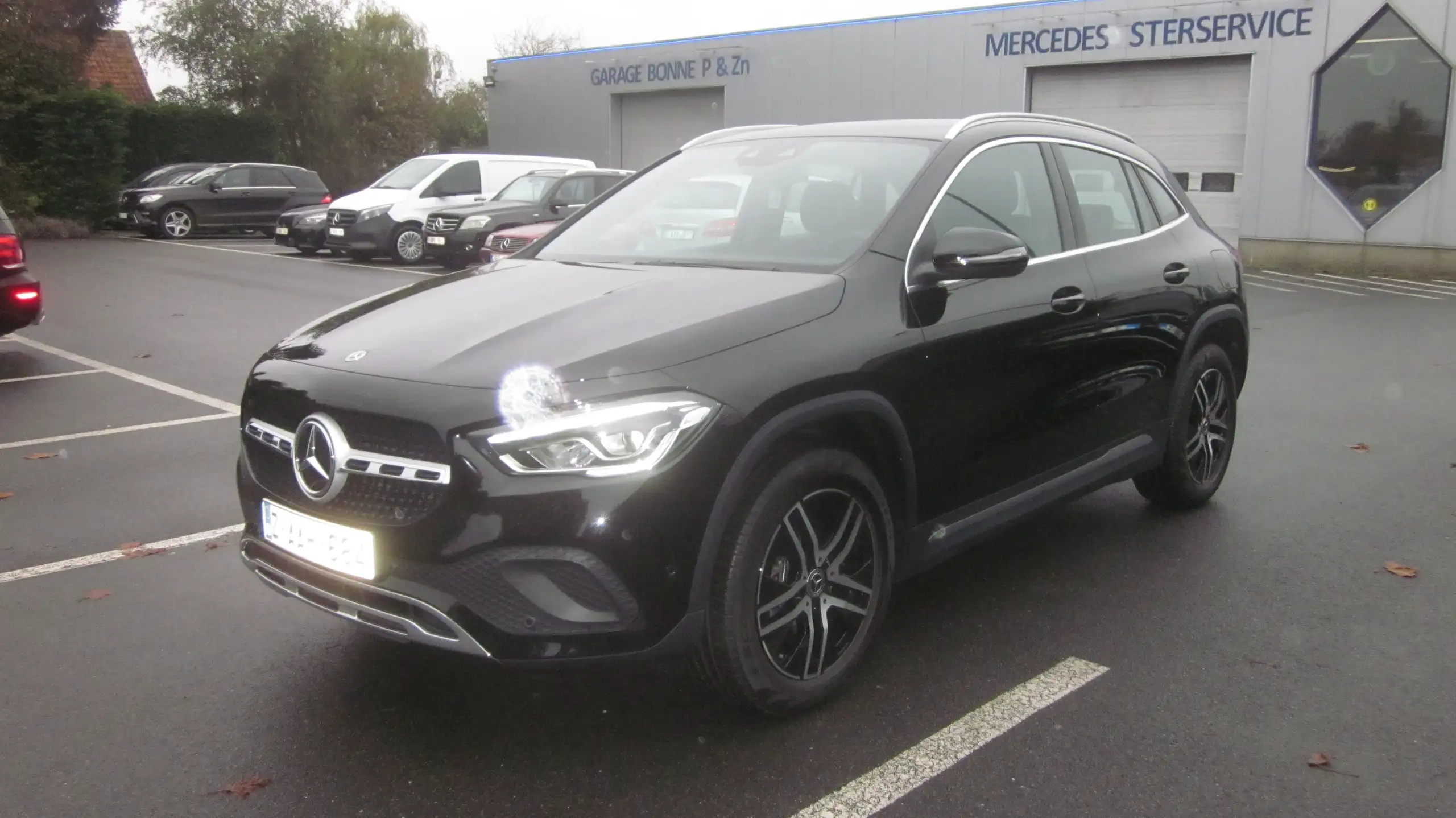 Mercedes-Benz - GLA 250