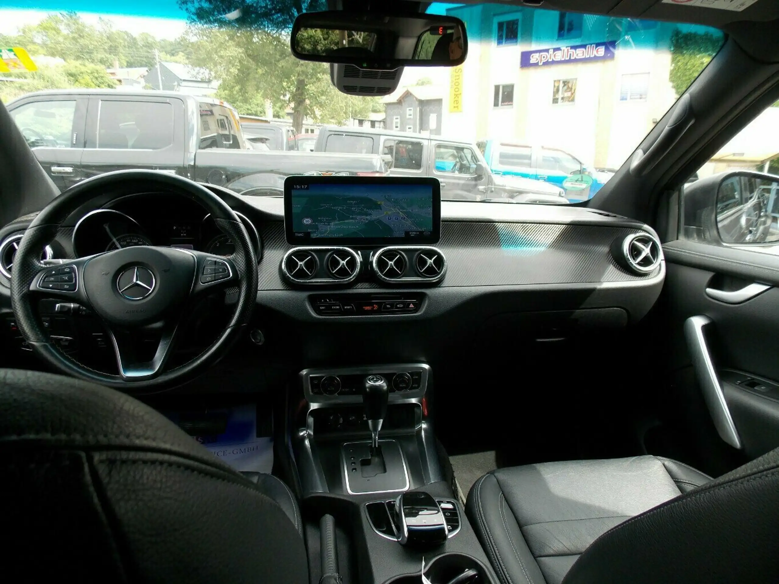 Mercedes-Benz - X 250