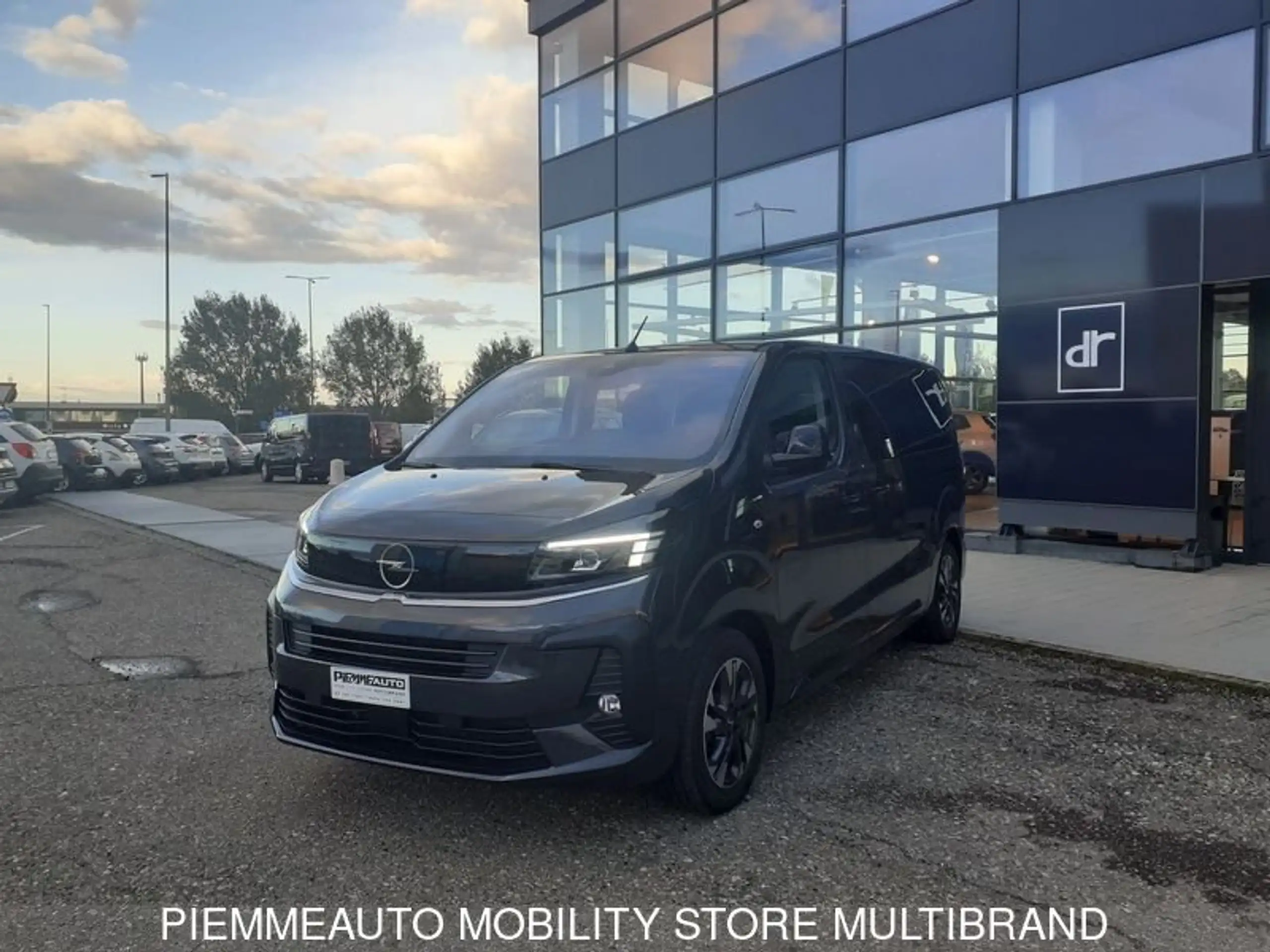 Opel Zafira Life 2024