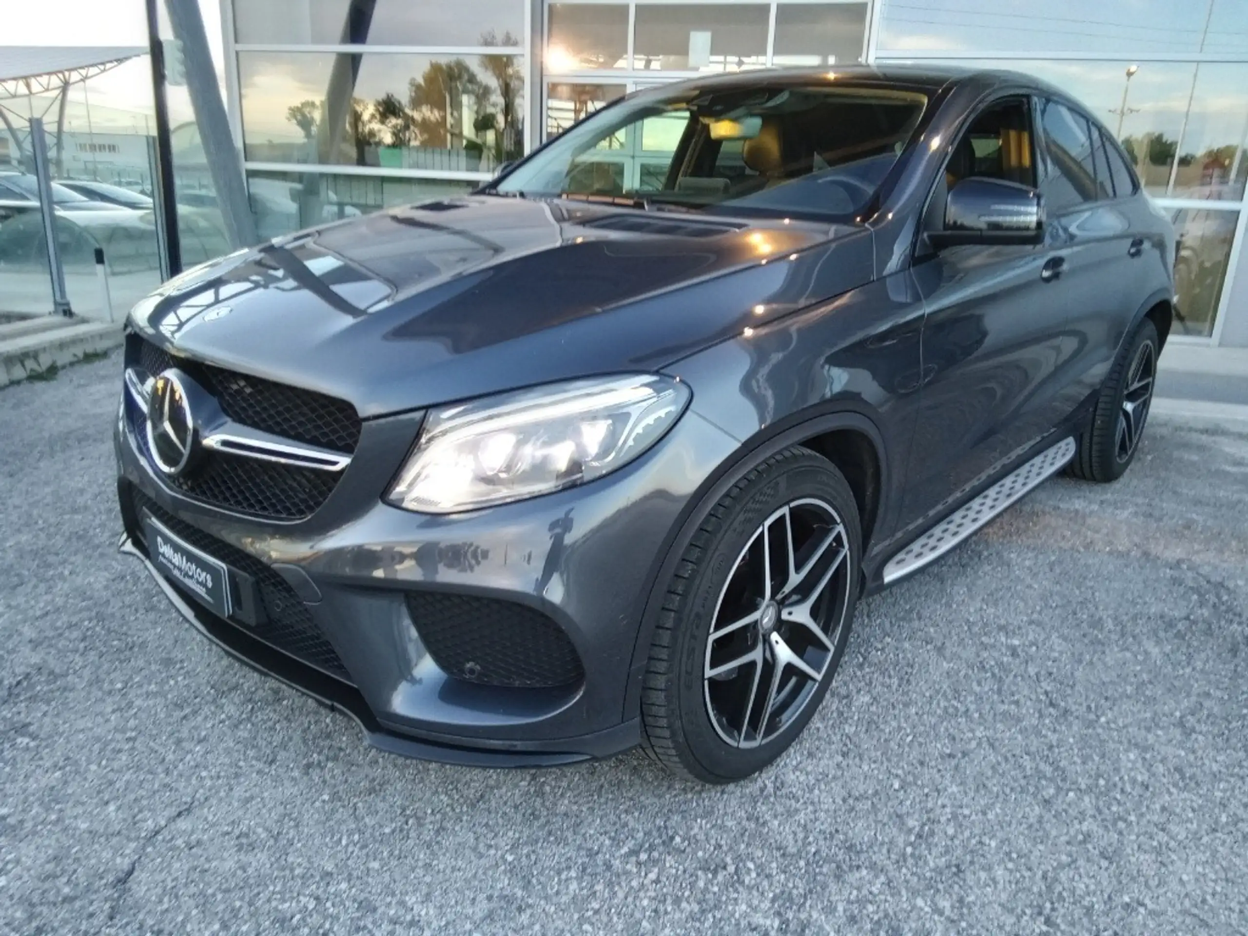 Mercedes-Benz - GLE 350